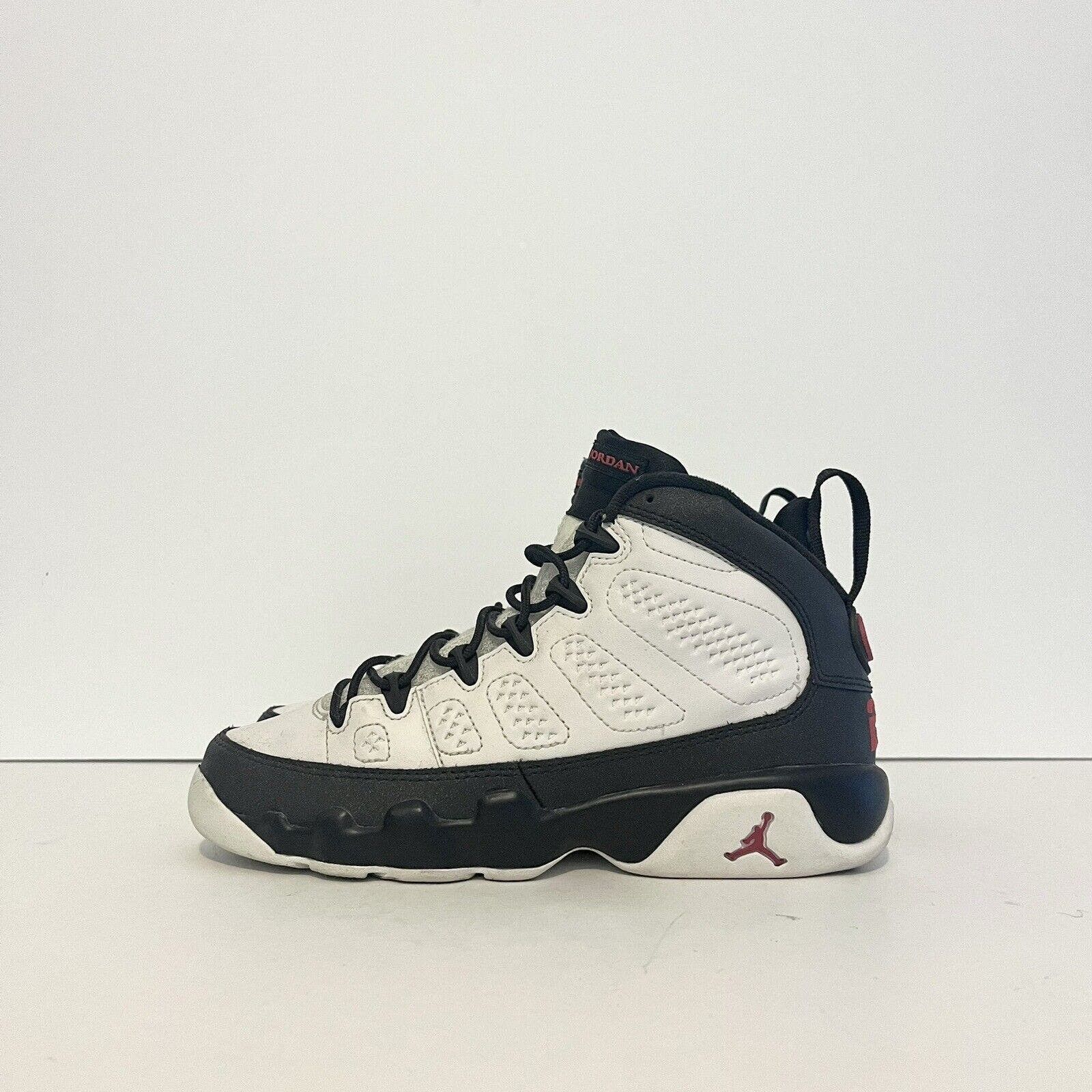 image of 2016 Air Jordan Retro 9 Ix Gs OG Space Jam 302359 112 4.5Y Shoes in White, Women's