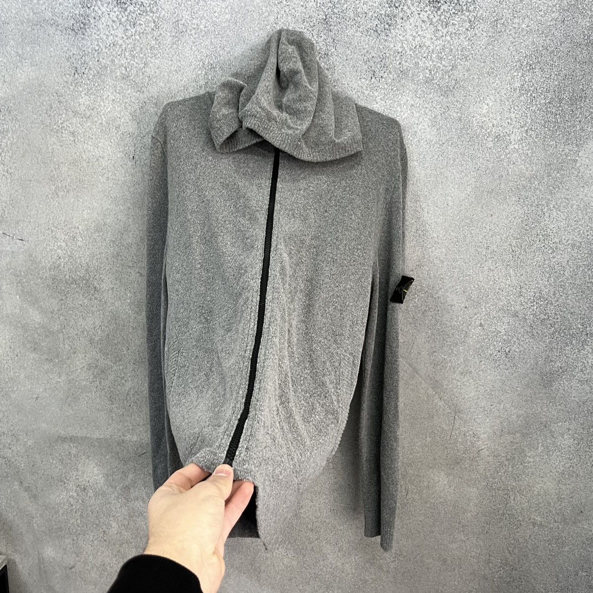 Stone Island Stone Island Zip-hoodie Sweater Size L Size US L / EU 52-54 / 3 - 9 Thumbnail