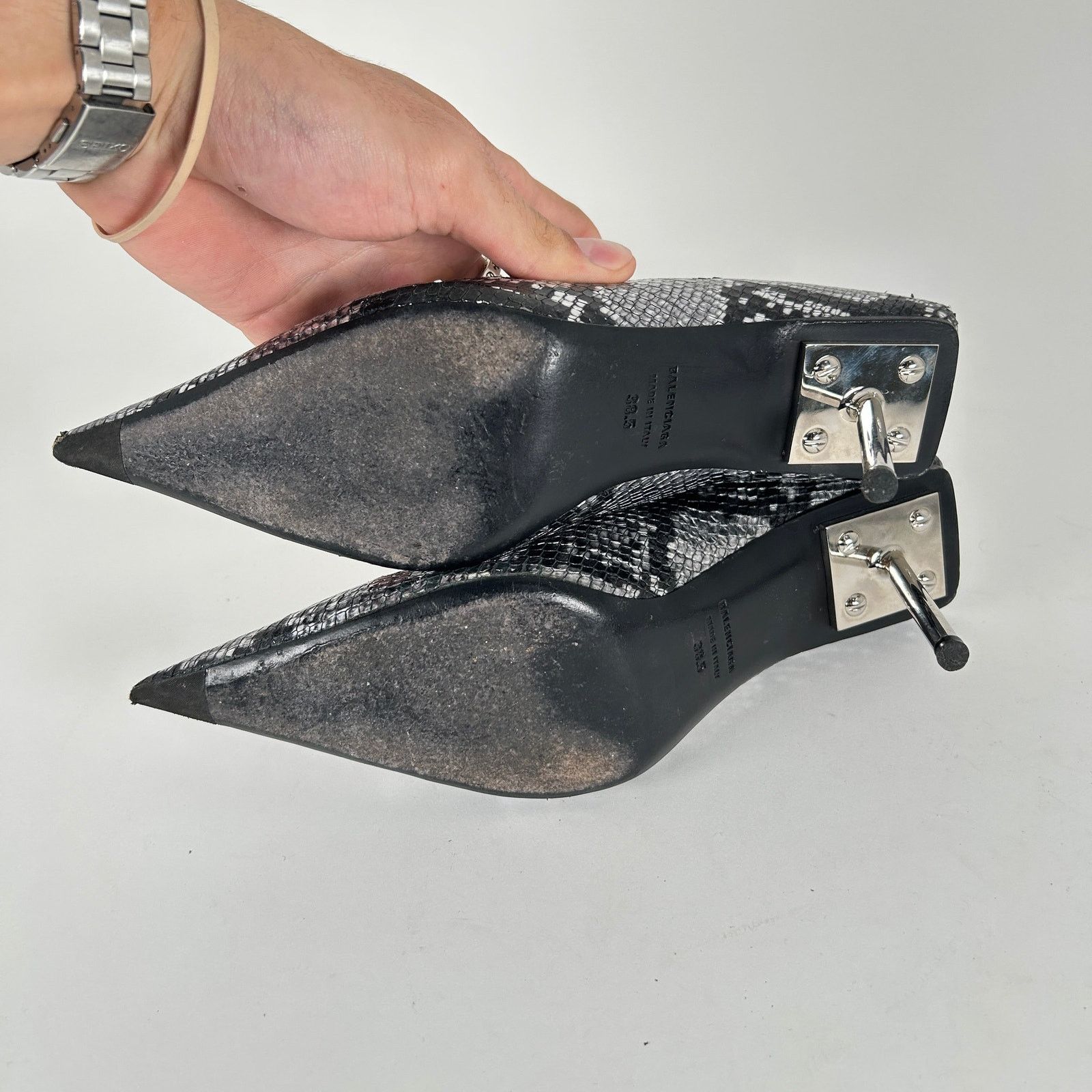 Balenciaga Balenciaga Snake Skin Pumps 38.5 Size US 8.5 / IT 38.5 - 7 Thumbnail