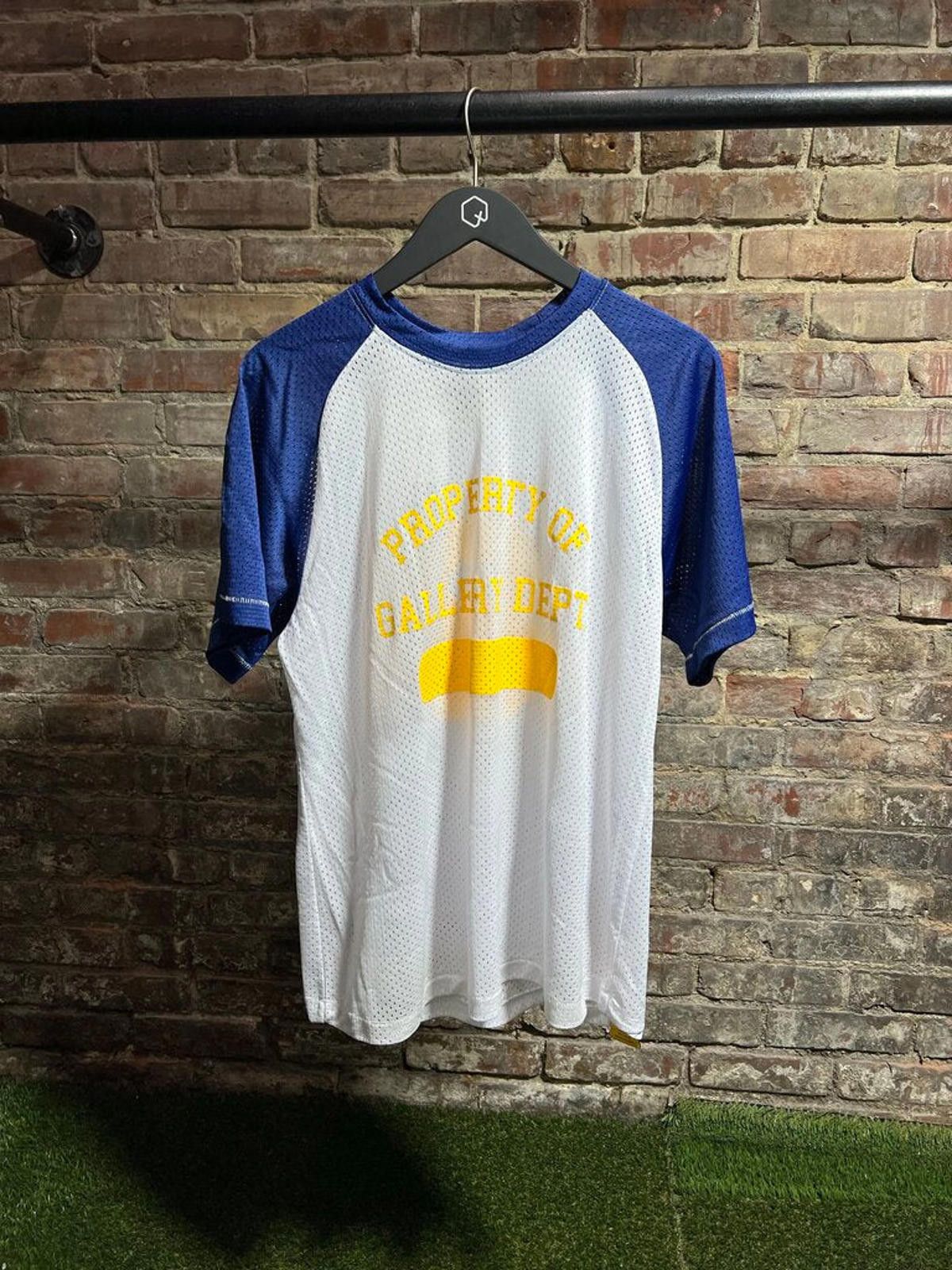 Gallery Dept. Gallery Dept. Mesh Jersey Sz. M Size US M / EU 48-50 / 2 - 1 Thumbnail