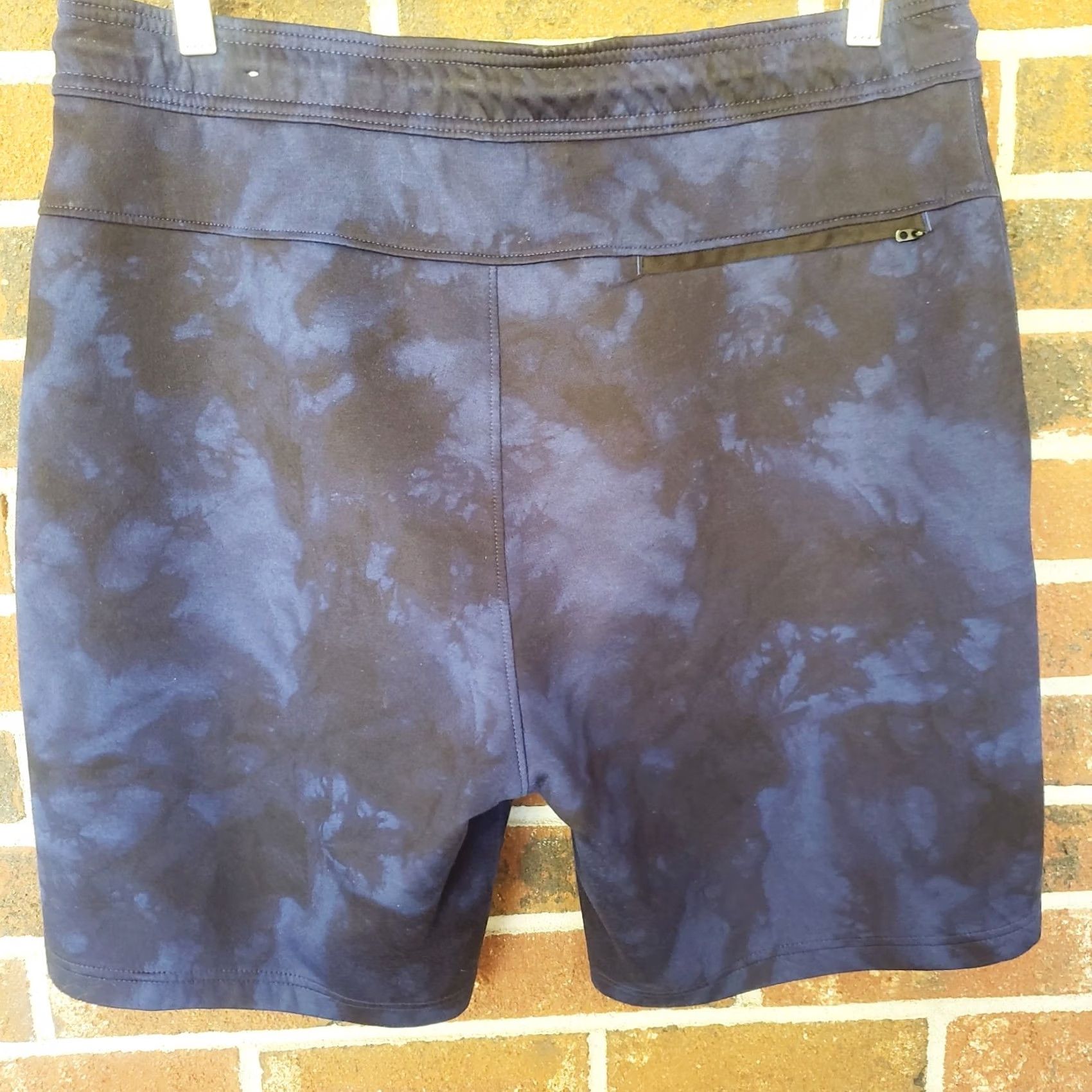 American Eagle Outfitters American Eagle Outfitters Shorts Mens Large Blue Camo Pockets Athletic 34-37x8.5 Size US 33 - 6 Thumbnail