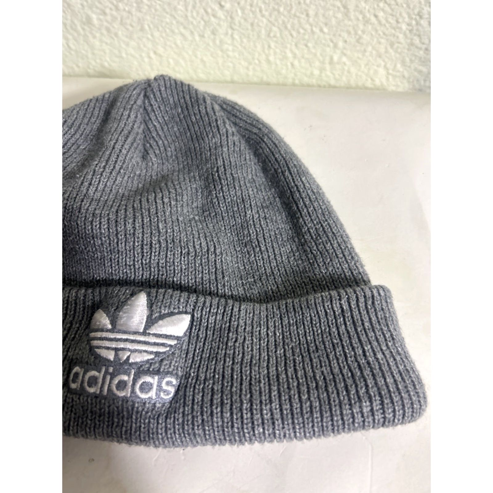 Adidas Adidas Beanie 100% Acrylic Gray Trefoil Knit One Size Men Size ONE SIZE - 2 Thumbnail