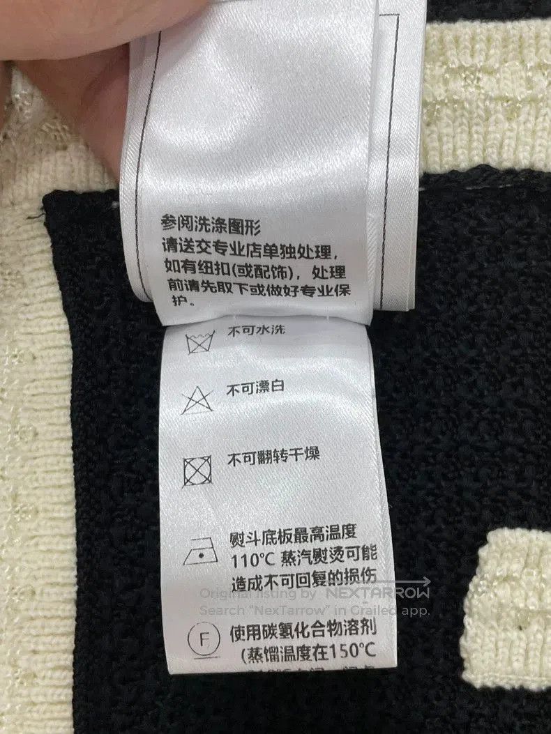 Chanel Chanel 24P Knit Button Sleeveless Top. Size US S / EU 44-46 / 1 - 6 Thumbnail