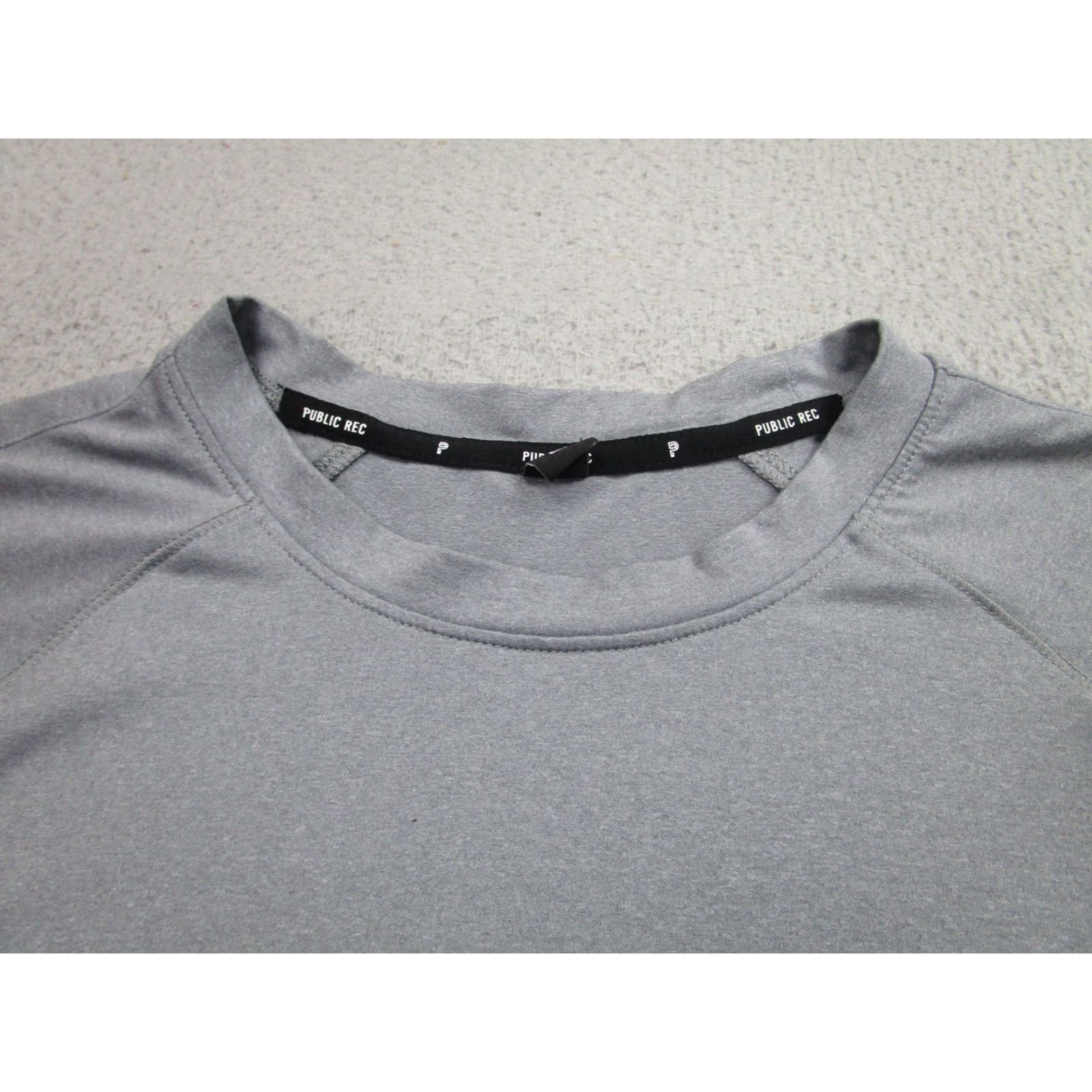 Vintage Public Rec Shirt Mens Large Gray Performance Raglan Crewneck Athletic Tee PROTX2 Size US L / EU 52-54 / 3 - 3 Thumbnail