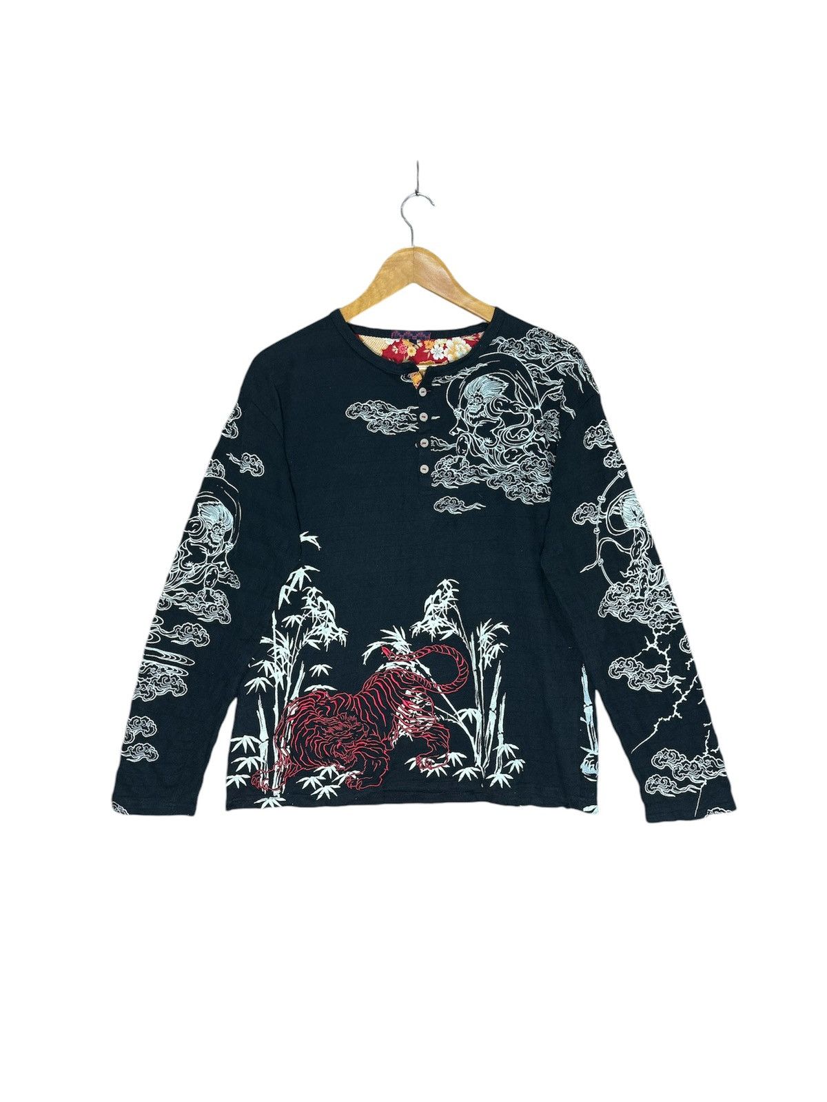 Japanese Brand × Vintage Japanese Tiger Embroidery Fujin Raijin Sukajan Shirt Size US L / EU 52-54 / 3 - 1 Thumbnail