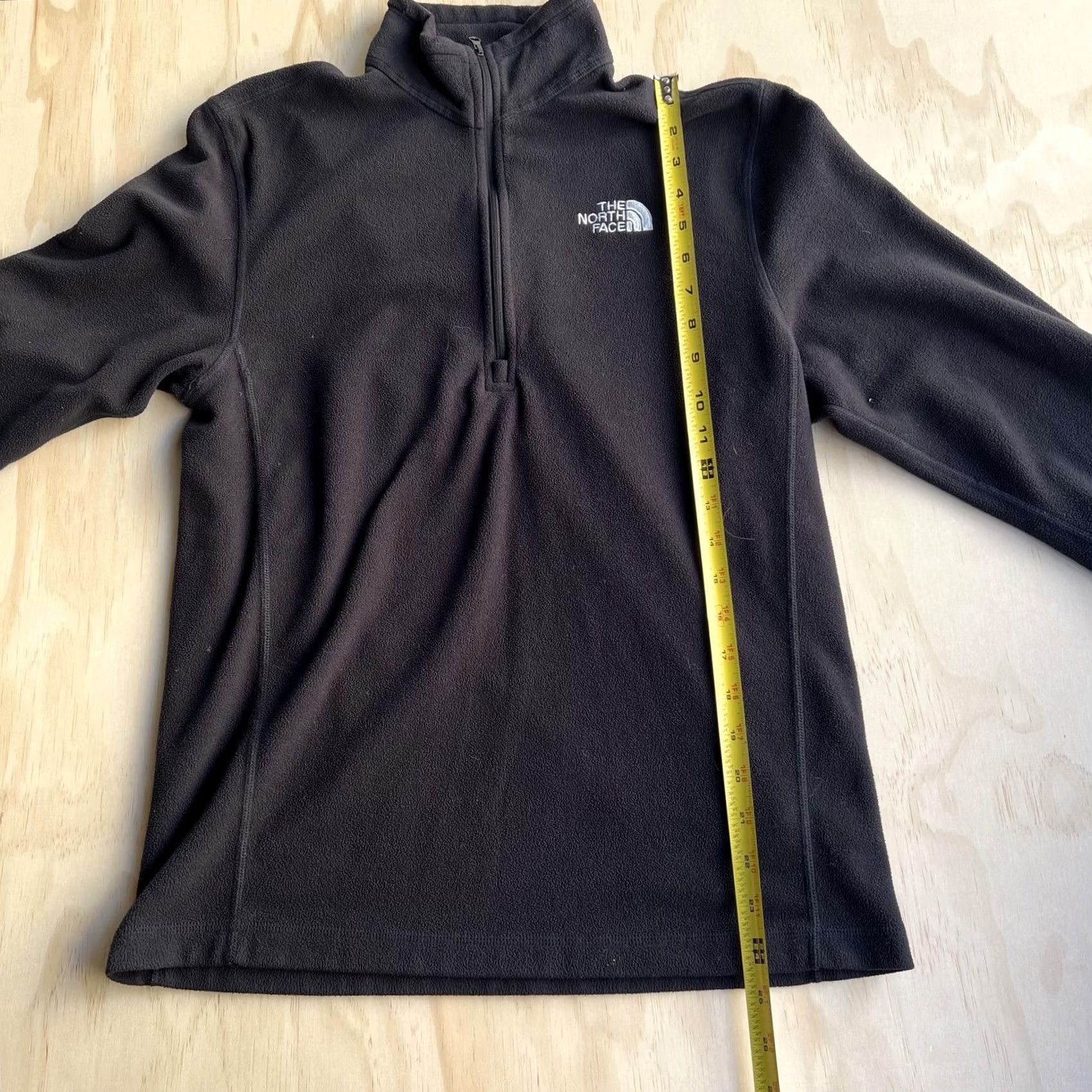 The North Face The North Face Sweater Mens Small Black 1/4 Zip Fleece Pullover Hiking Outdoor Size US S / EU 44-46 / 1 - 6 Thumbnail