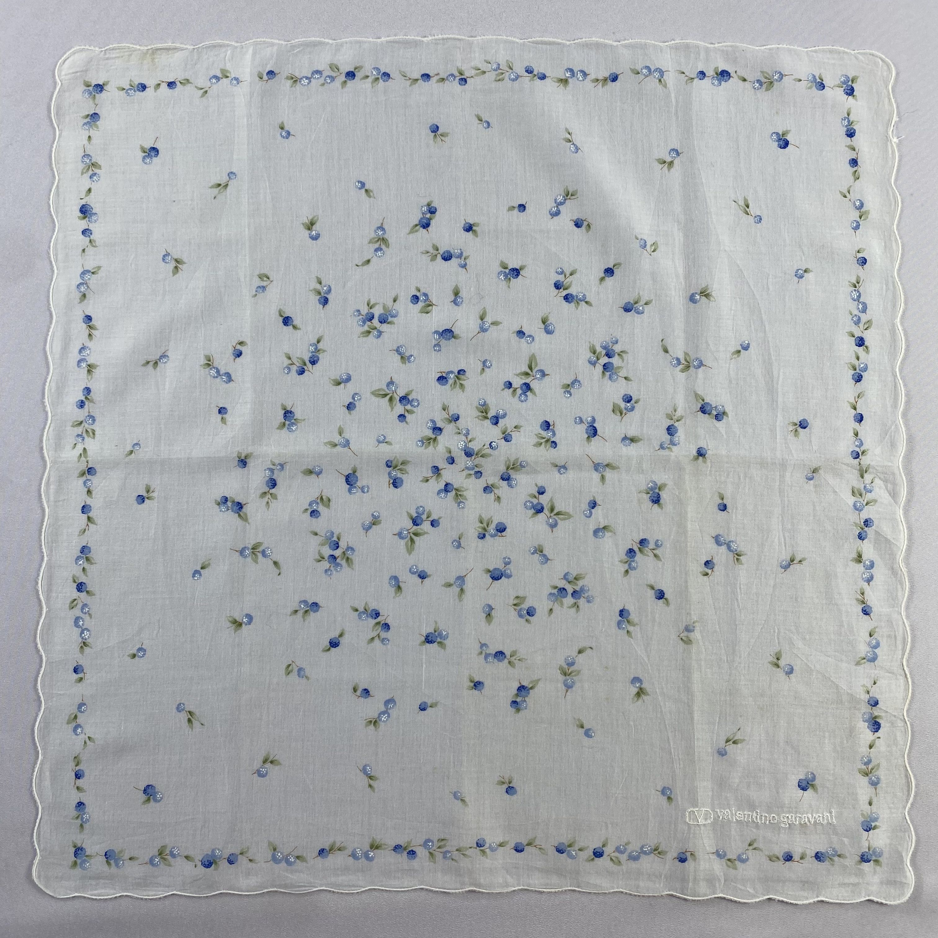 Valentino × Vintage Valentino Garavani Bandana/ Handkerchief / Neckerchief-P618 Size ONE SIZE - 1 Thumbnail