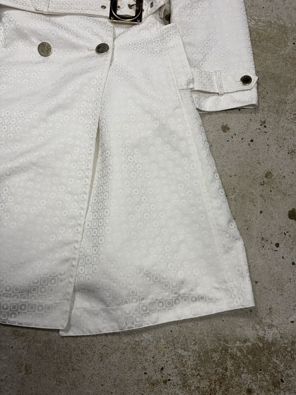 Versace 2000s Gianni Versace Double Breasted Trench Coat Jacquard Size M / US 6-8 / IT 42-44 - 3 Thumbnail