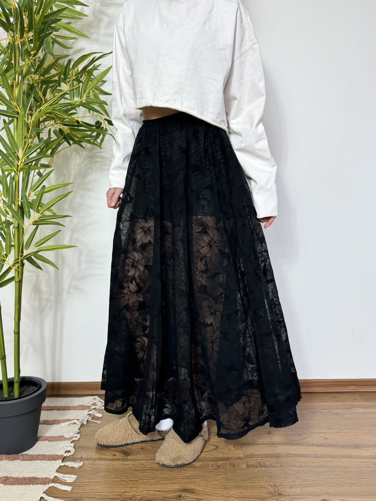 VINTAGE MESH FLOWERS MAXI SUN SKIRT