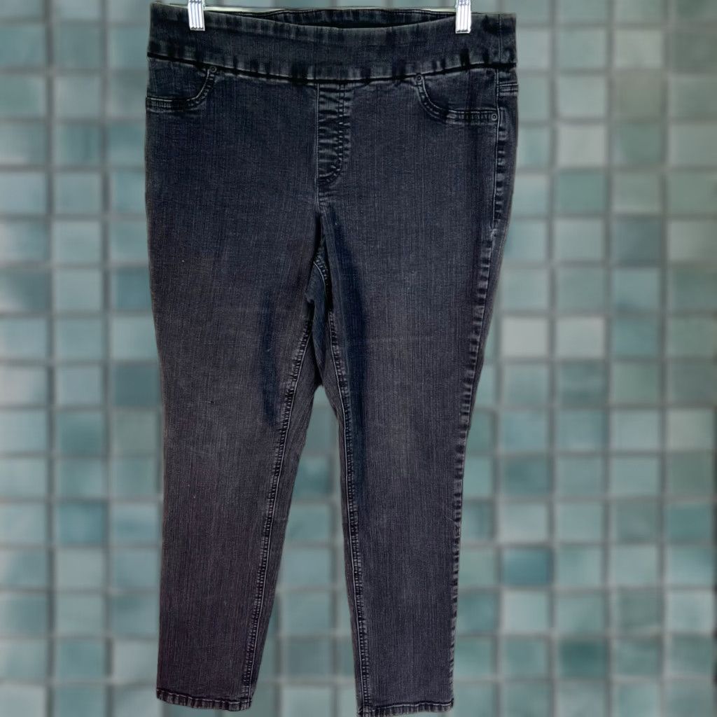 Vintage Chico's Black Stretch Denim Capri Jeans Women's Size L 34X29 Casual Size 36" / US 14 / IT 50 - 1 Thumbnail