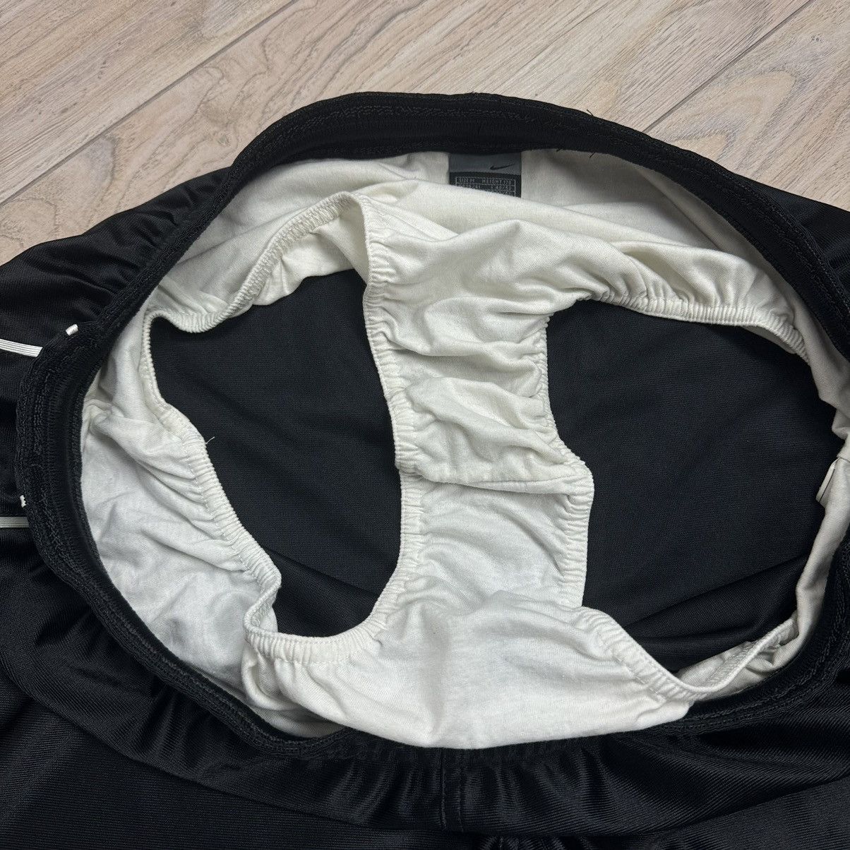 Nike Vintage Y2K Nike Polyester Nylon Retro Drill Soccer Shorts Size US 35 - 6 Thumbnail