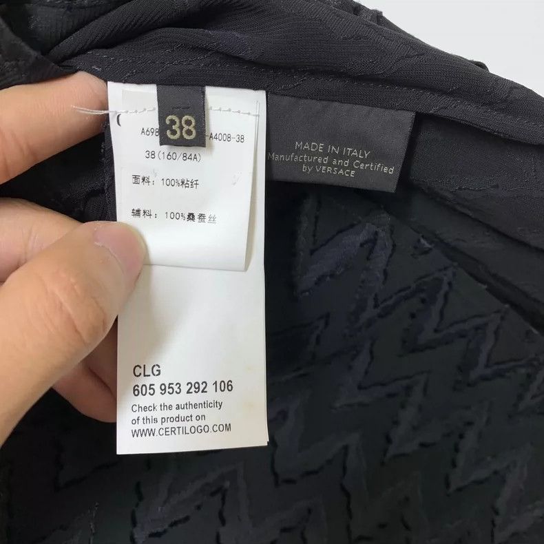 Versace Versace Long-sleeved jacket coat Size XS / US 0-2 / IT 36-38 - 4 Thumbnail