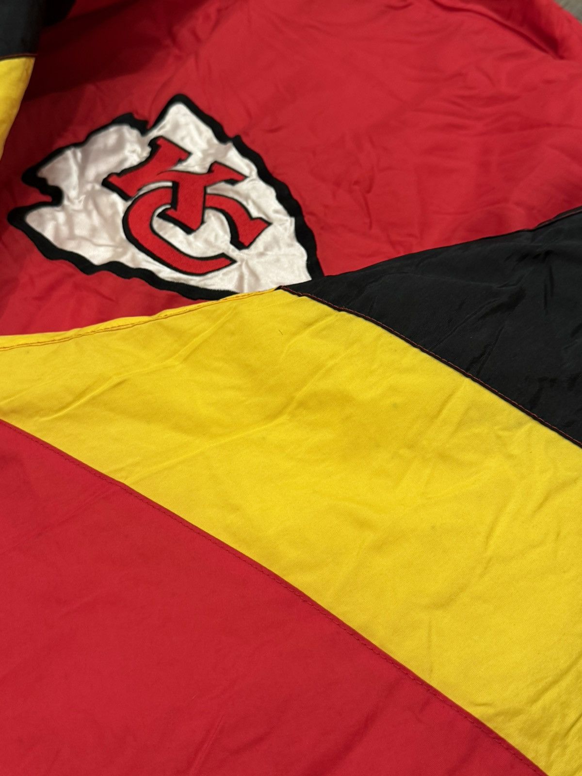 Chalk Line Vintage Kansas City Chiefs Chalk Line Puffer Jacket size XL Size US XL / EU 56 / 4 - 6 Thumbnail