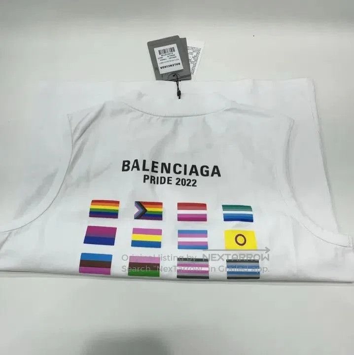 Balenciaga Balenciaga FW22 Graphic Logo Sleeveless Tank Top. Size US M / EU 48-50 / 2 - 8 Thumbnail