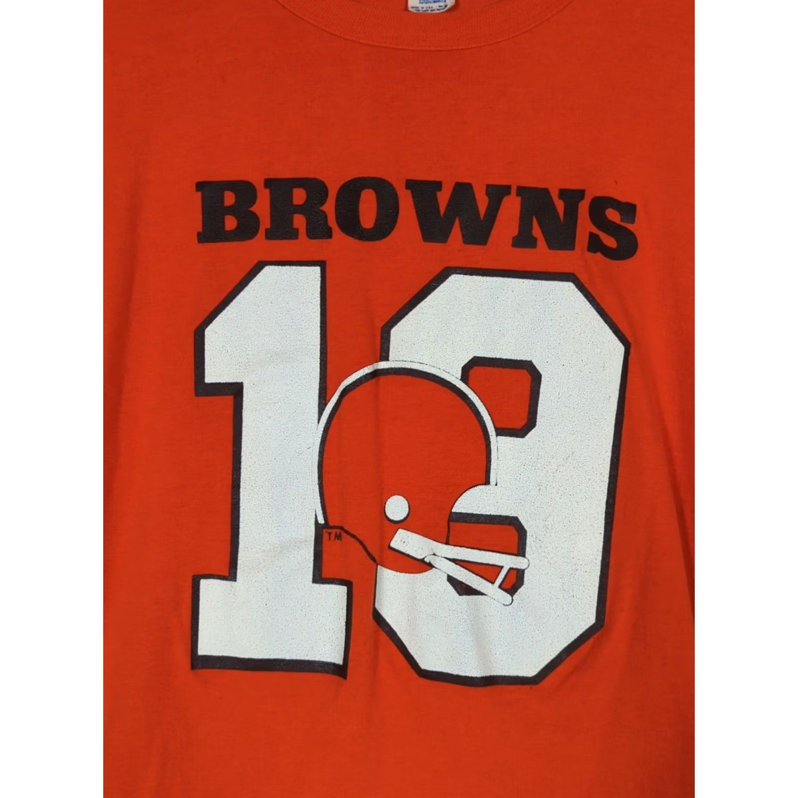 Champion VINTAGE Champion Cleveland Browns T-Shirt Mens L Bernie Kosar 80s NFL Orange Crew Neck Short Sleeve Graphic Print Cotton Blend Jersey Size US L / EU 52-54 / 3 - 2 Thumbnail