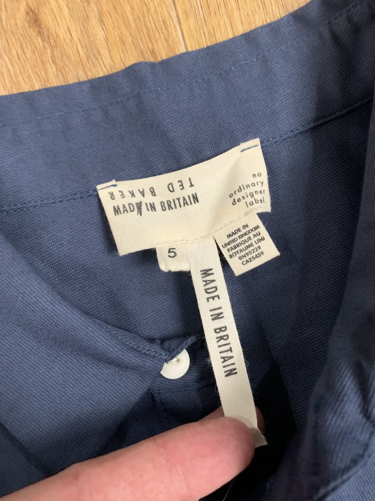 Ted Baker Ted Baker No Ordinary Designer Label 1 pocket Shirt Size US L / EU 52-54 / 3 - 2 Thumbnail