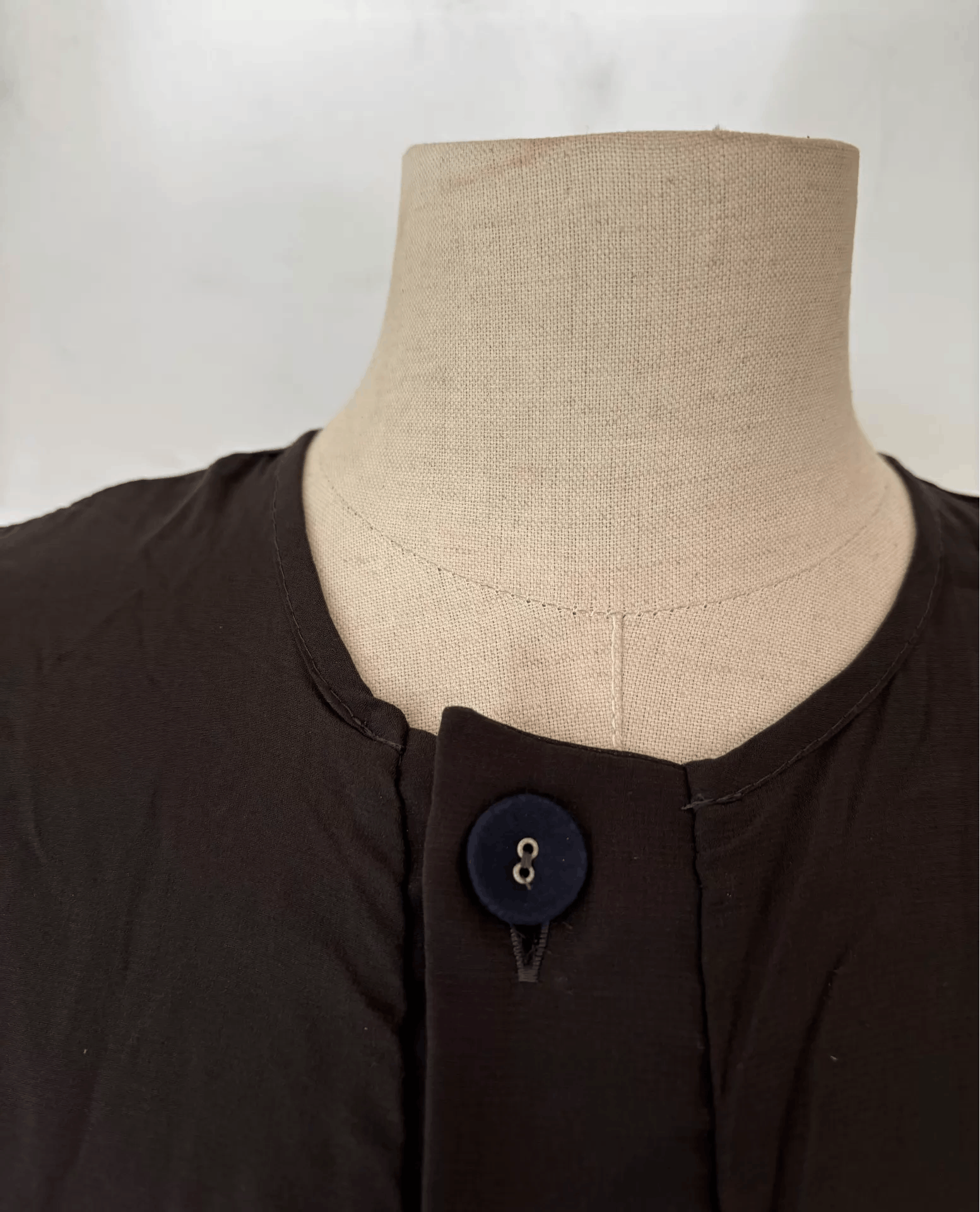 Paul Harnden Shoemakers Paul Harnden 25SS Silk Collarless Shirt Ｑ21 Size US S / EU 44-46 / 1 - 6 Thumbnail