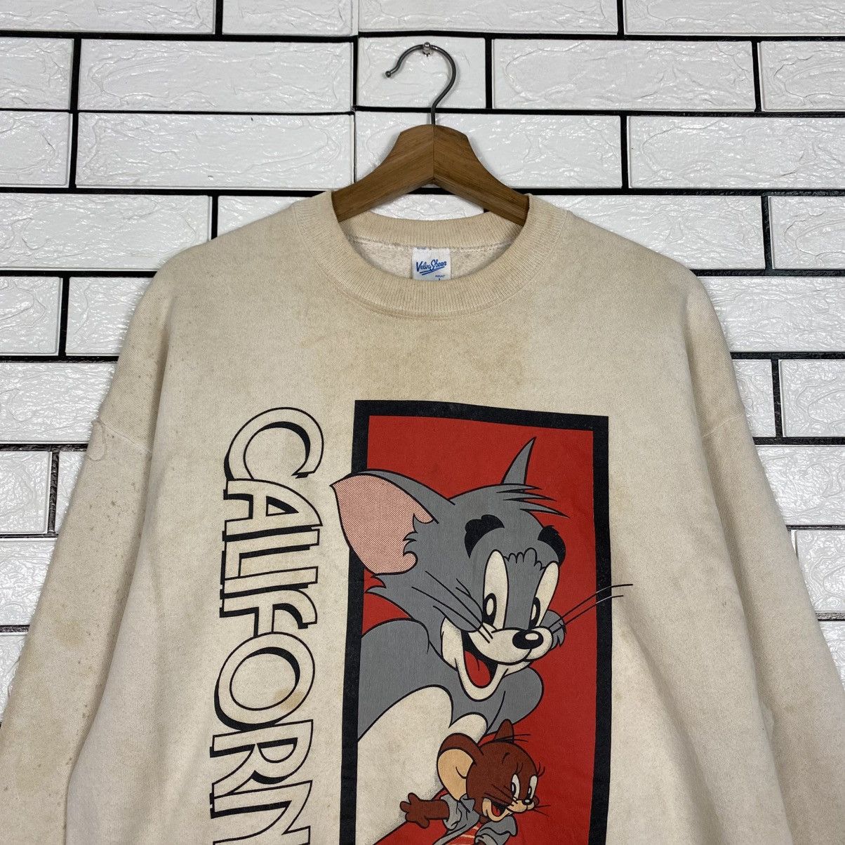 Vintage Vintage 1994 Turner Entertainment Co Velva Sheen Usa Size US L / EU 52-54 / 3 - 4 Thumbnail