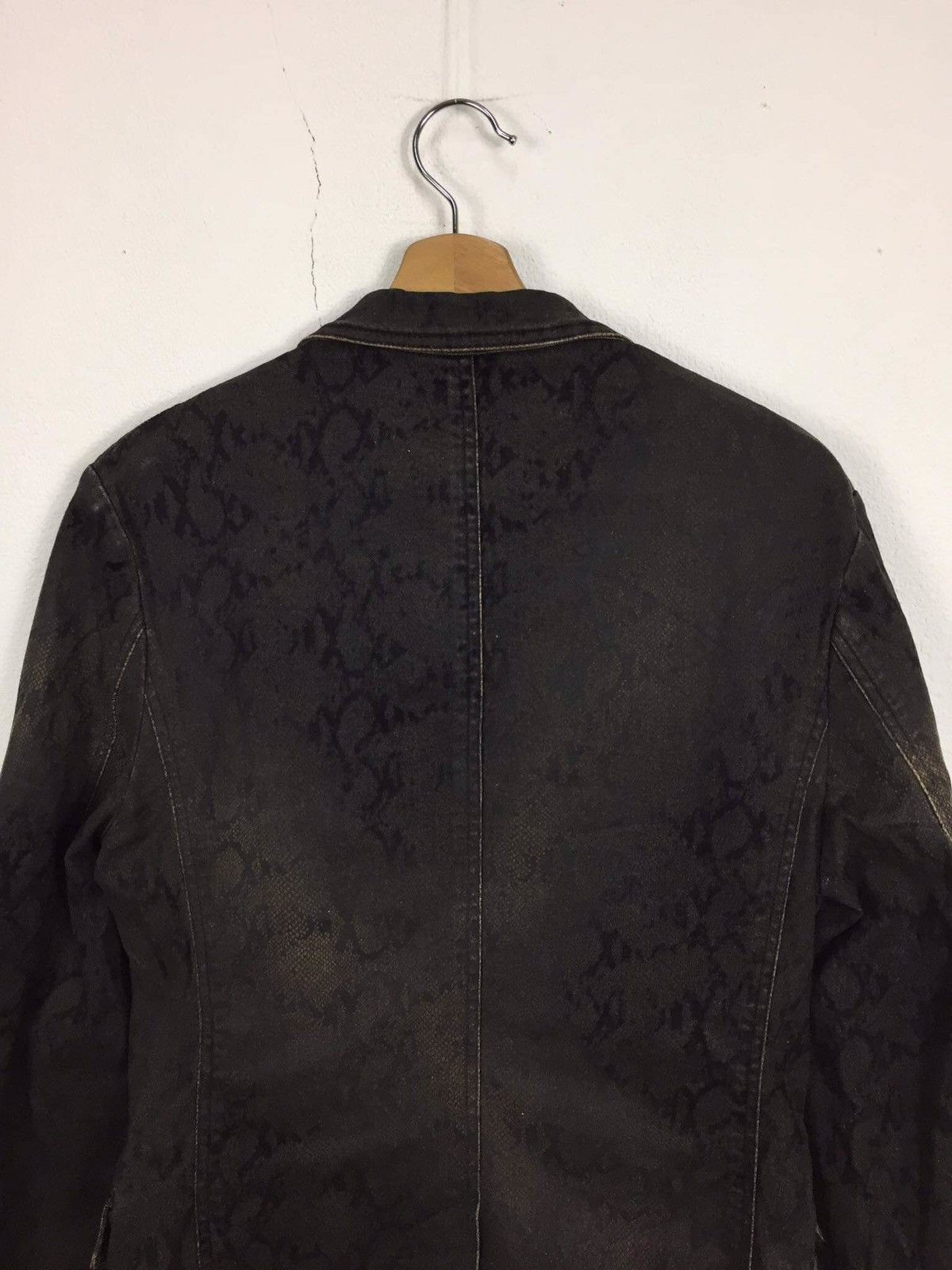 5351 POUR LES HOMMES Vintage 5351 Pourles Hommes Snake Skin Denim Jacket Size US S / EU 44-46 / 1 - 11 Thumbnail