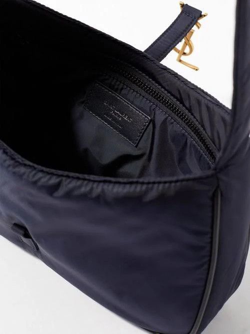 Saint Laurent Paris o1s1wg111124 Dup / Size: OS / Crossbody Bag in Navy Size ONE SIZE - 2 Thumbnail