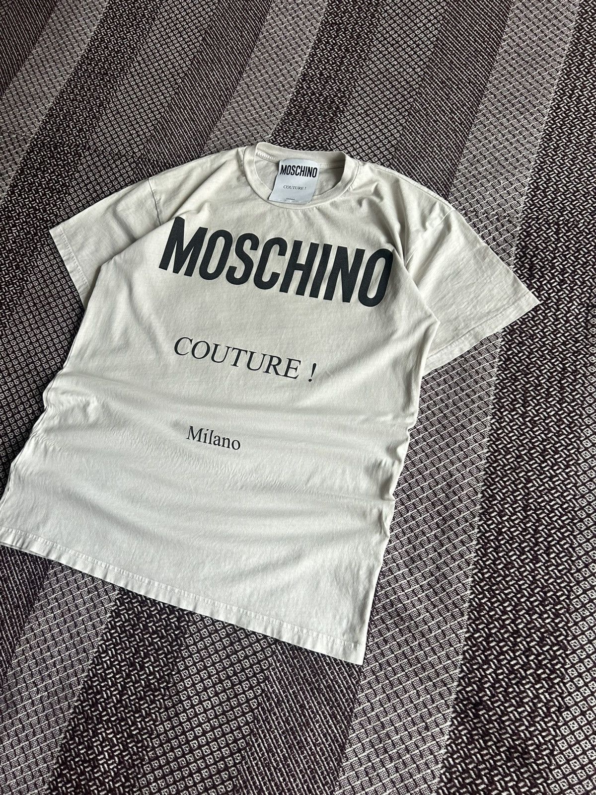 Moschino Moschino Couture Milano T-shirt Luxury Type Unisex Size M Size US M / EU 48-50 / 2 - 2 Thumbnail