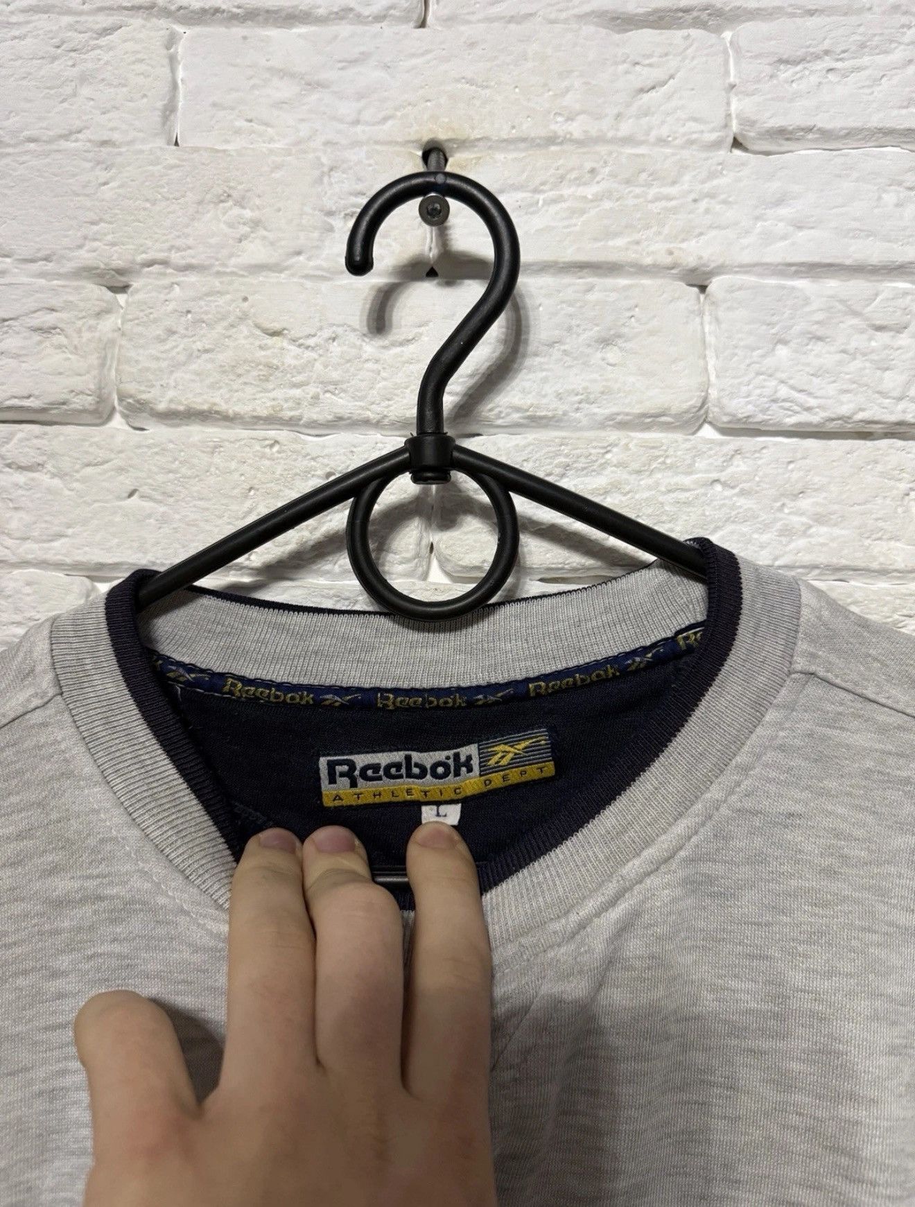 Reebok Vintage Reebok Sweatshirt Embroidered Huge Logo Oversize Cut Size US L / EU 52-54 / 3 - 3 Thumbnail