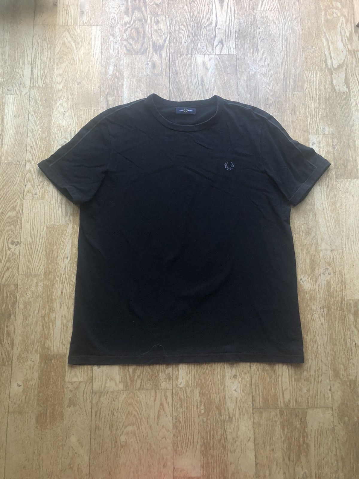 Fred Perry × Vintage FRED PERRY CLASSIC VINTAGE SPORT LIGHT TEE SHIRT Size US XL / EU 56 / 4 - 1 Thumbnail