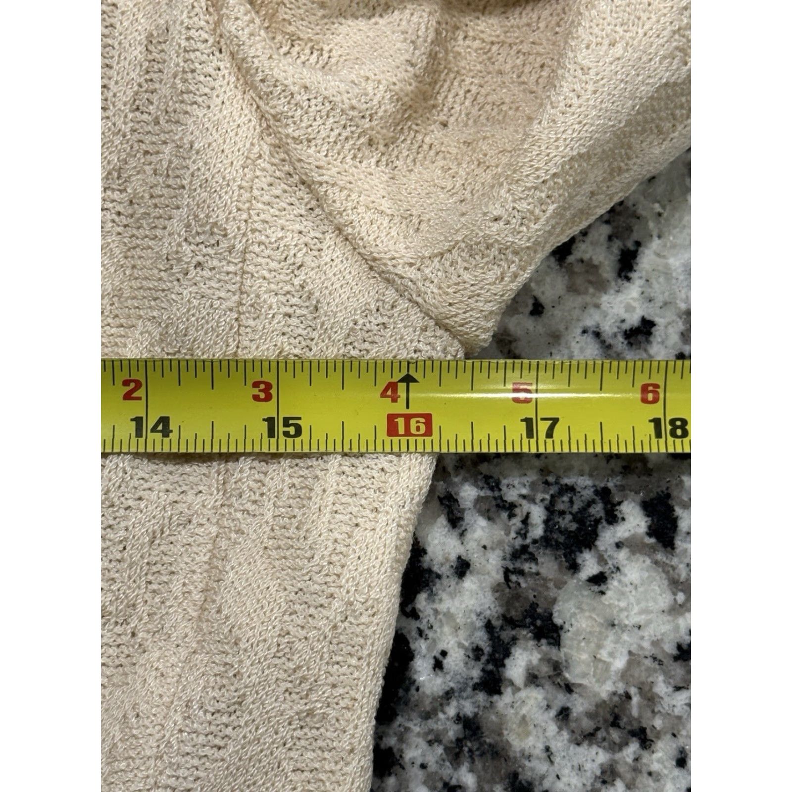 St. John St. John Beige Fringe Knit Long Cardigan Jacket Open Front Size 2 Regular Women Tweed Long Coat Fringe Pockets USA 90s not applicable Size XS / US 0-2 / IT 36-38 - 4 Thumbnail