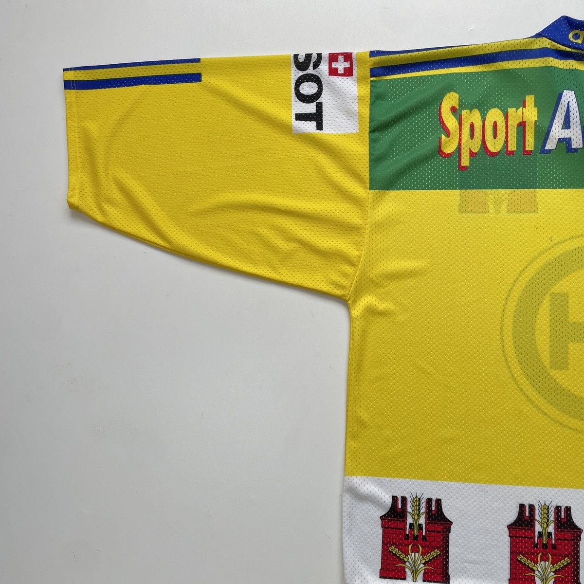 Adidas Vintage HC Davos Adidas Hockey Jersey Men’s Shirt size XL Size US XL / EU 56 / 4 - 12 Thumbnail