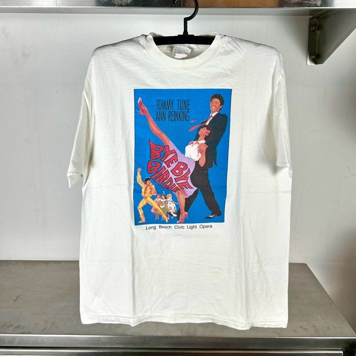 Vintage Vintage 90s Bye Bye Birdie Musical Opera Promo T-shirt Size US L / EU 52-54 / 3 - 1 Thumbnail