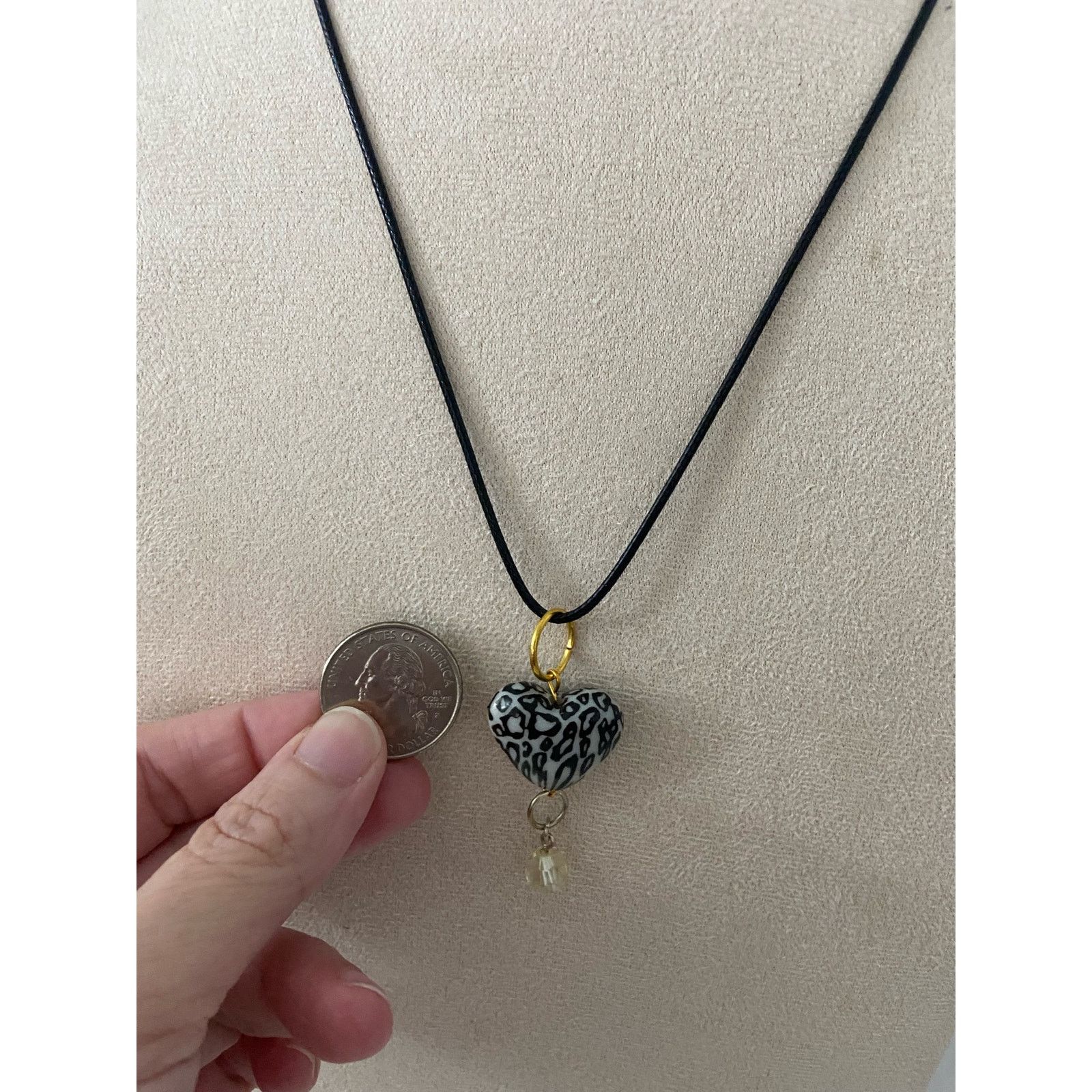 Handmade Cheetah heart pendant necklace Size ONE SIZE - 3 Thumbnail