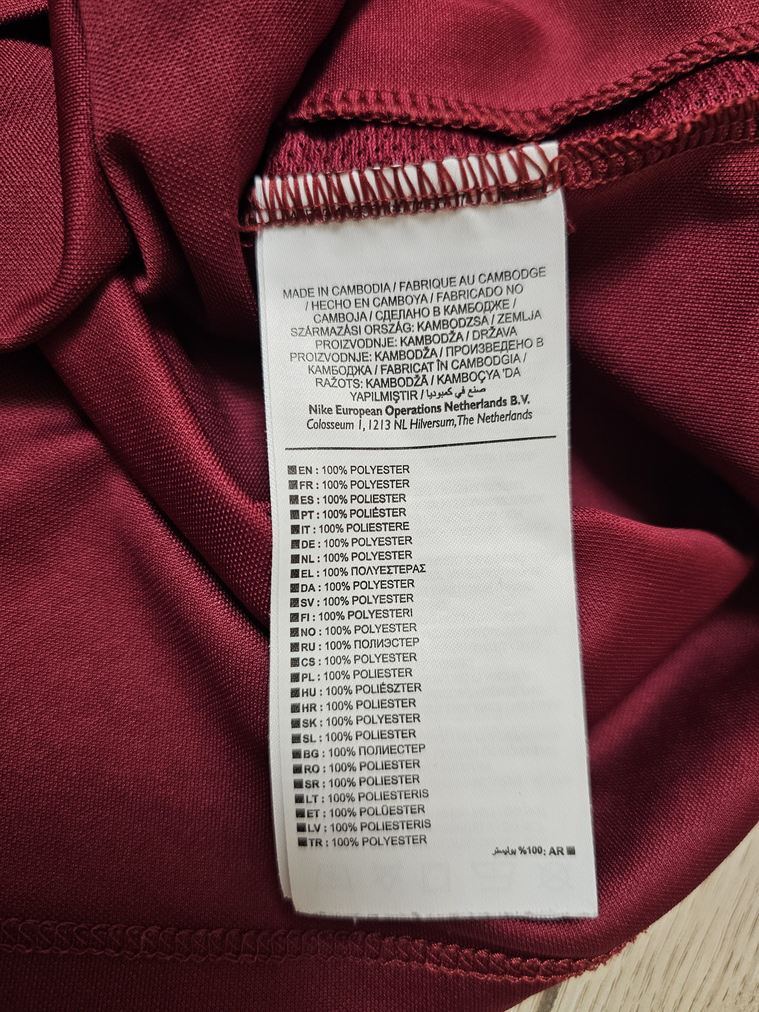 Nike NORTHAMPTON TOWN 2017 2018 HOME FOOTBALL SOCCER JERSEY Size US S / EU 44-46 / 1 - 9 Thumbnail