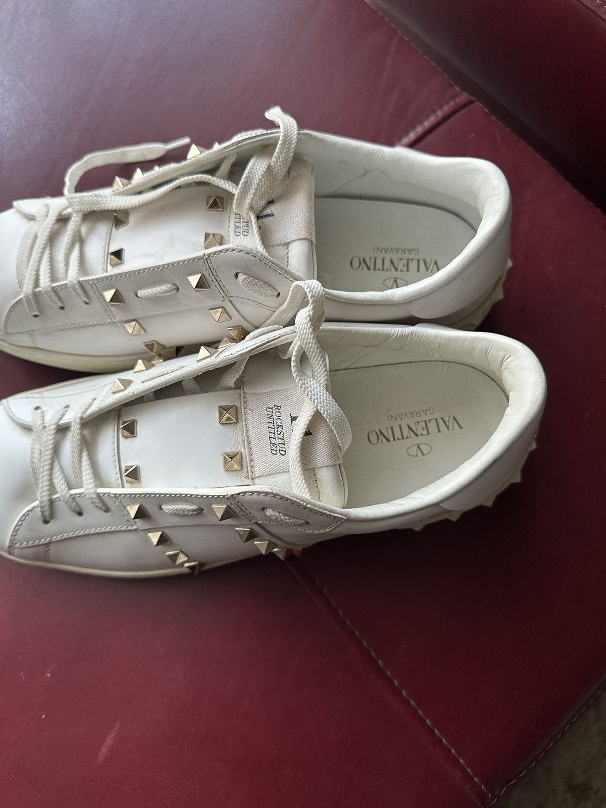 Valentino Valentino Rockstud leather sneakers Size US 11 / EU 44 - 2 Thumbnail