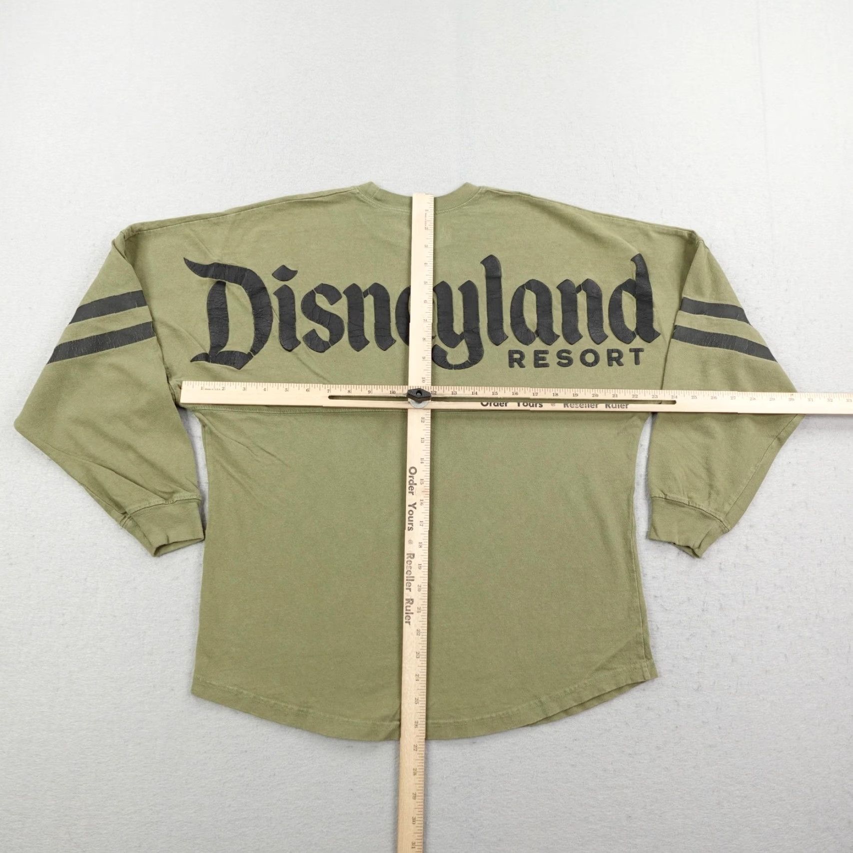 Disney VINTAGE Disney Shirt Mens Small Green Black Spirit Jersey Disneyland Resort Pullover Tee Size US S / EU 44-46 / 1 - 5 Thumbnail