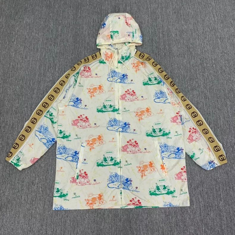 Gucci Gucci Co-branded white side logo reflective jacket 2505-Nex Size US M / EU 48-50 / 2 - 1 Thumbnail