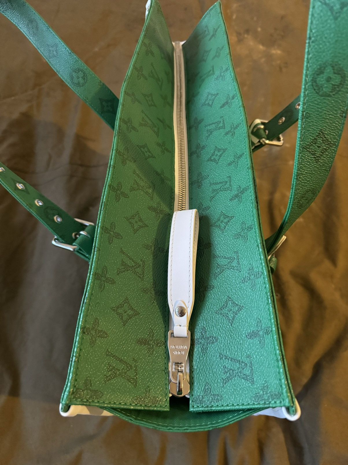 Louis Vuitton × Virgil Abloh Louis Vuitton by Virgil Abloh Tourist Vs Purist Tote Bag Size ONE SIZE - 3 Thumbnail