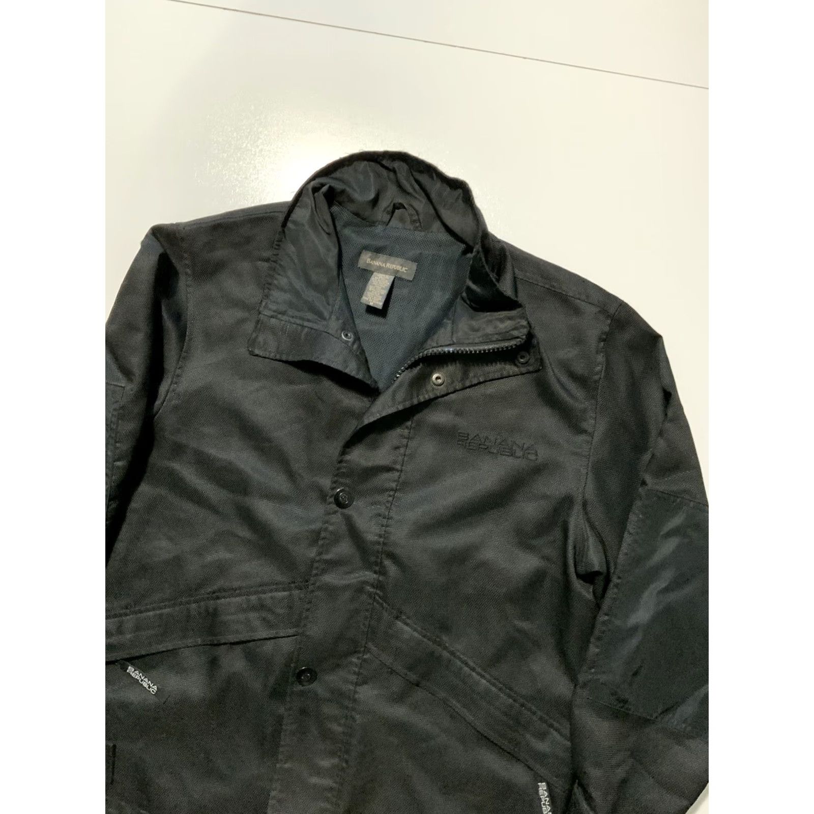 Banana Republic VINTAGE Banana Republic Tech Jacket Black Sz.M Men's Zip Button Soft Shell Coolmax Size US M / EU 48-50 / 2 - 3 Thumbnail
