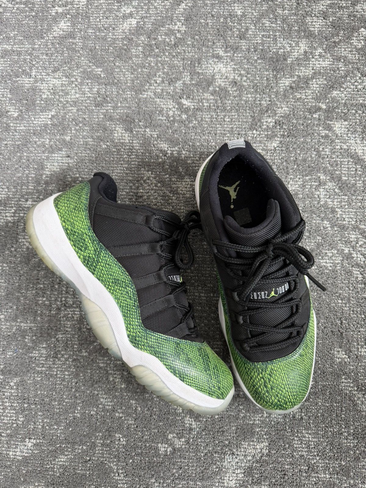 Nike Jordan 11 Low Green Snakeskin Size US 11 / EU 44 - 1 Thumbnail