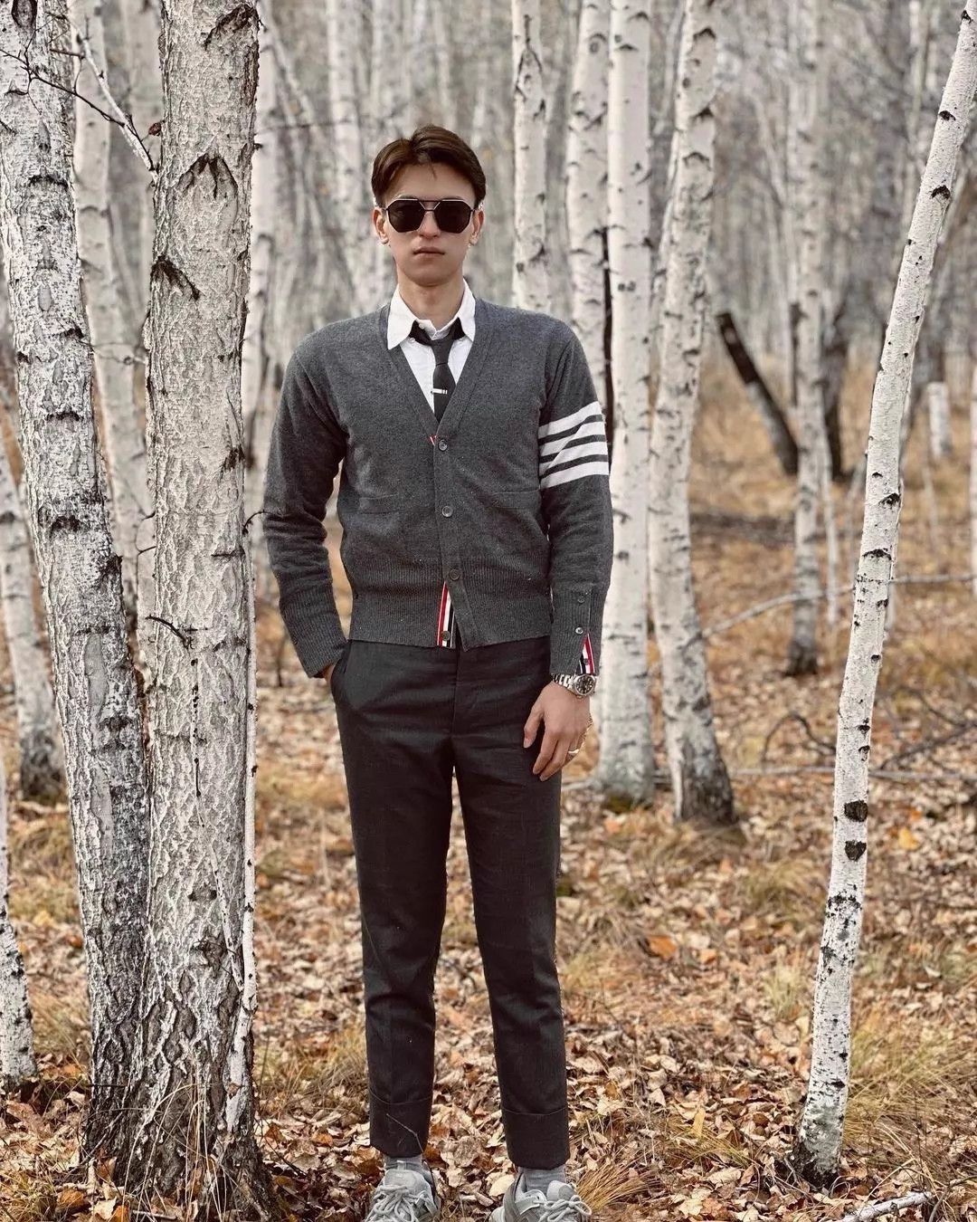 Thom Browne Thom Browne 4-Bar Cashmere Cardigan Medium Gray Size4 Size US XL / EU 56 / 4 - 6 Thumbnail