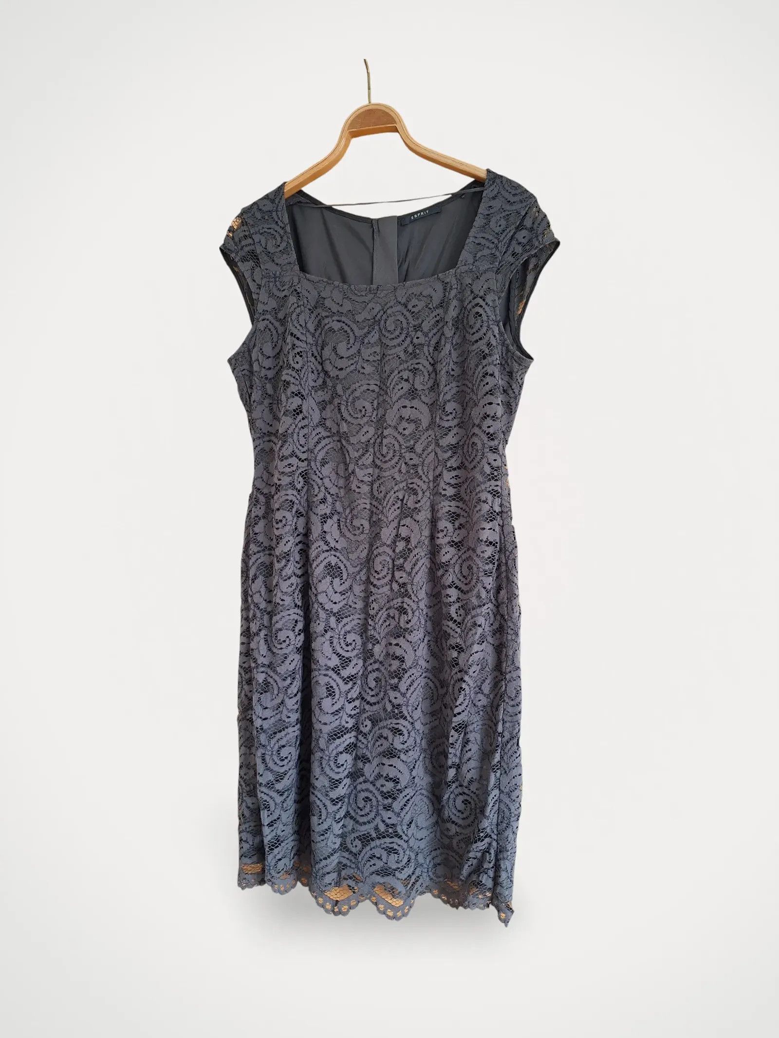 Esprit Esprit Dress Size L / US 10 / IT 46 - 1 Thumbnail