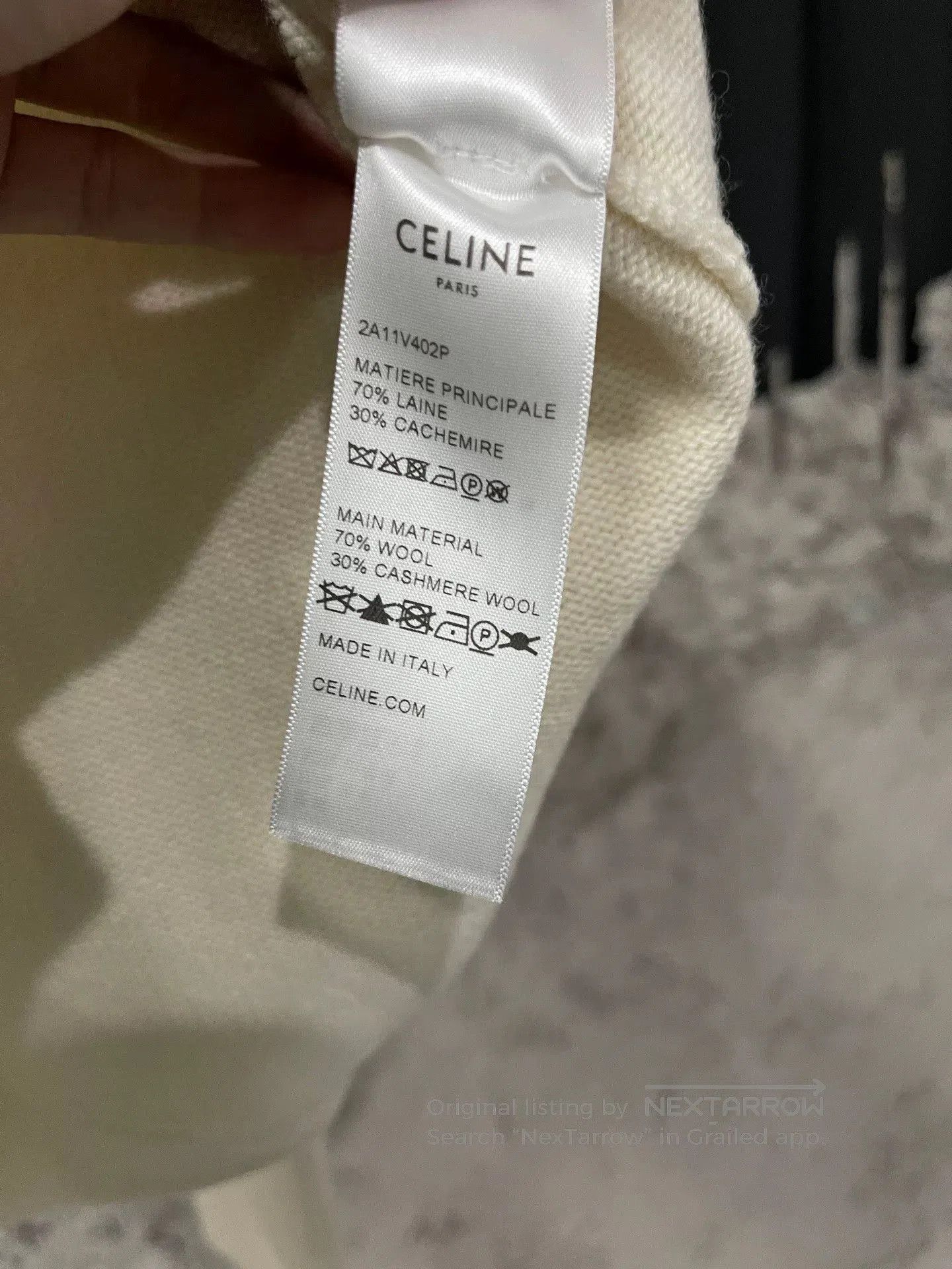 Celine celine logo cream sweatshirt in size small. Size S / US 4 / IT 40 - 5 Thumbnail
