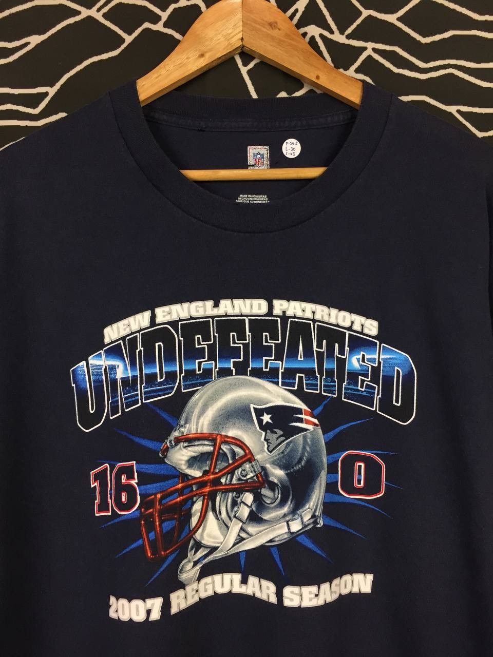 NFL × Sports Specialties × Vintage New England Patriots NFL Undefeated 2007 Regular Season Tee Size US XL / EU 56 / 4 - 3 Thumbnail