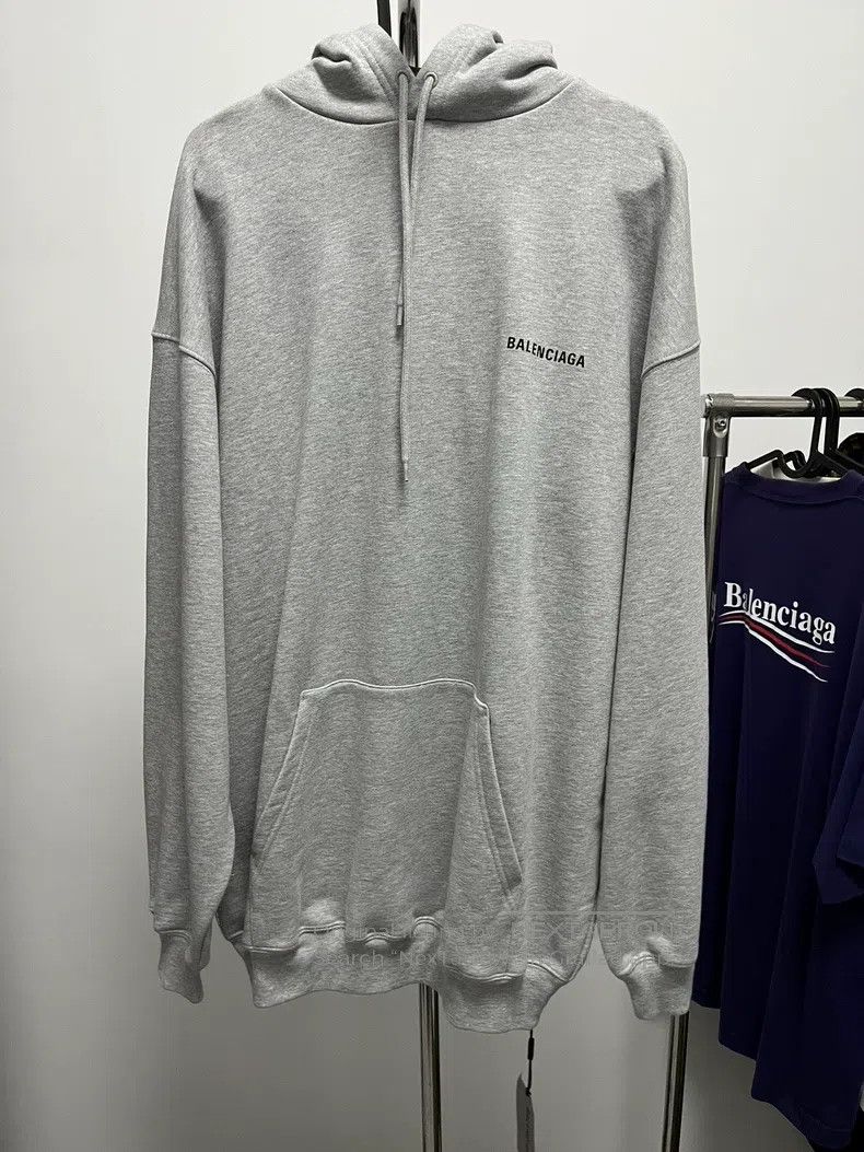 Balenciaga Balenciaga Front and Back Slogan Logo Printed Hooded Pullo Size XS / US 0-2 / IT 36-38 - 1 Thumbnail