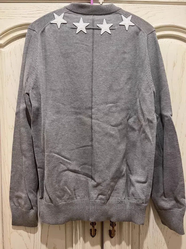 Givenchy Givenchy Gray Star Knit Sweater Size US M / EU 48-50 / 2 - 5 Thumbnail