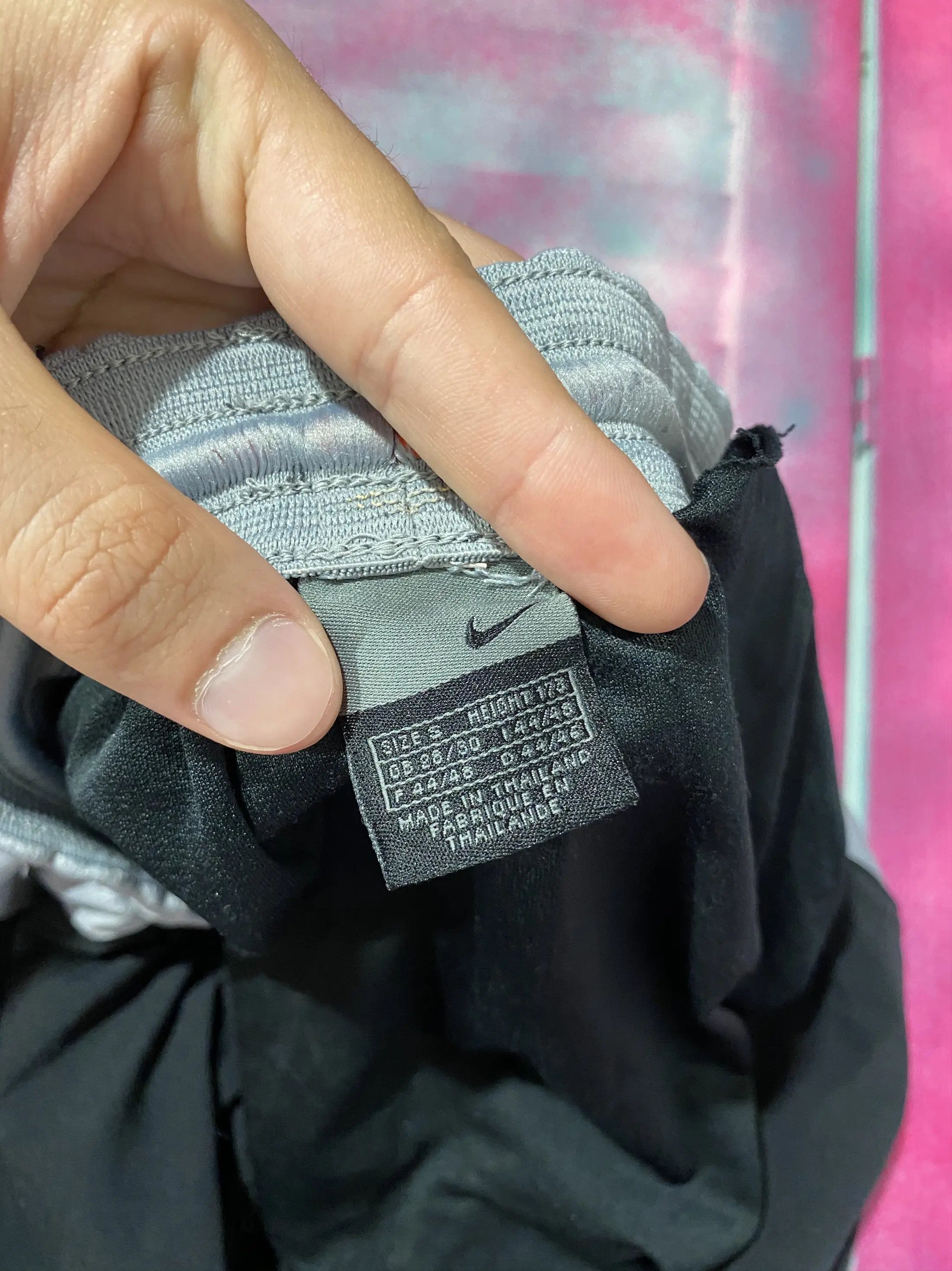 Nike Vintage Y2K Nike Shorts Size US 30 / EU 46 - 2 Thumbnail