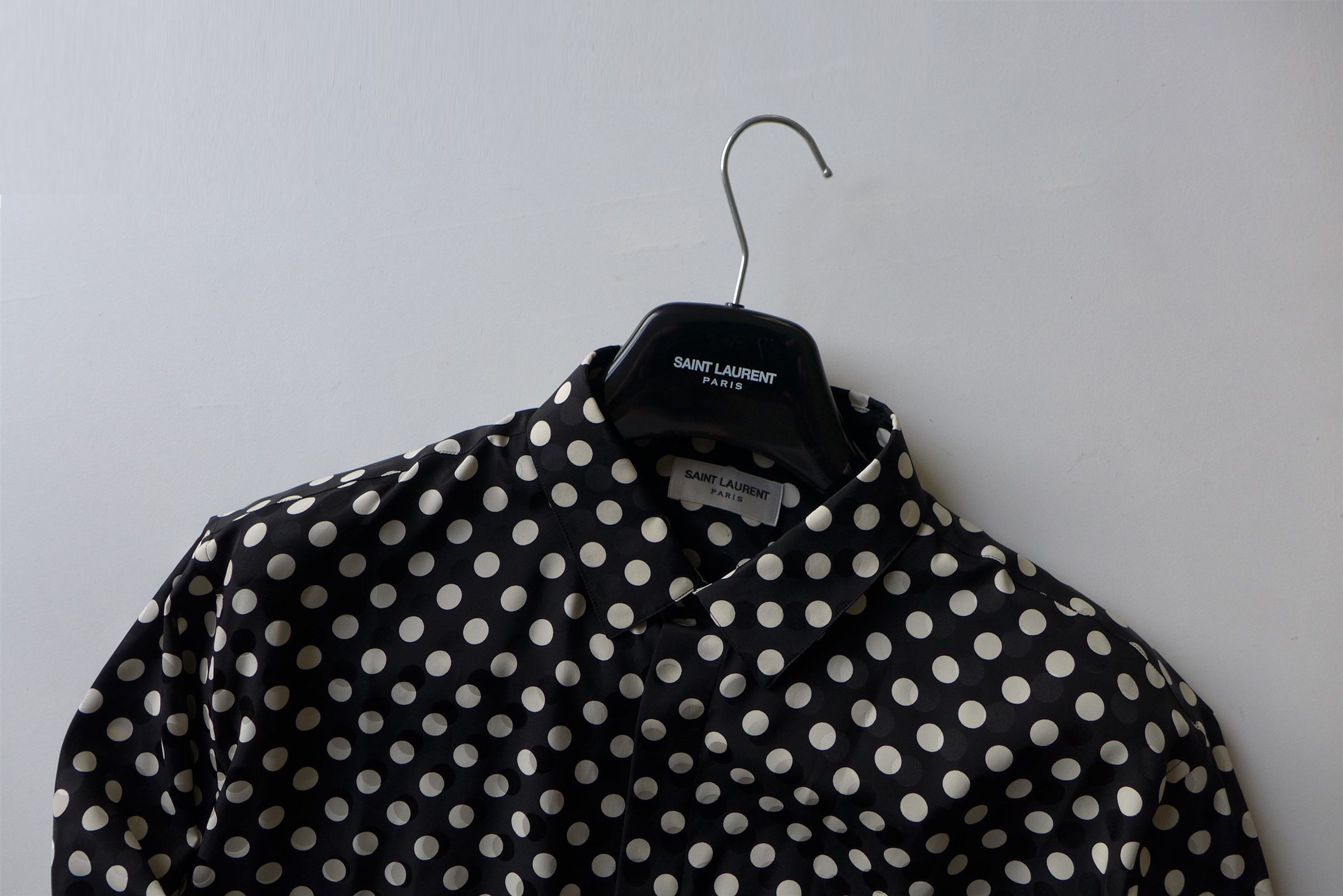 Saint Laurent Paris Saint Laurent Black Polka Dot Silk Shirt Size US XL / EU 56 / 4 - 7 Thumbnail