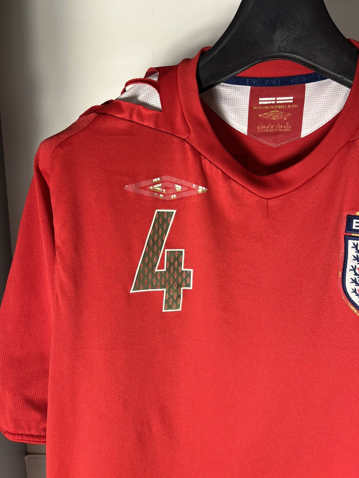 Umbro × Vintage VERY RARE UMBRO ENGLAND RETRO SOCCER JERSEY BLOKECORE 90s Size US L / EU 52-54 / 3 - 4 Thumbnail