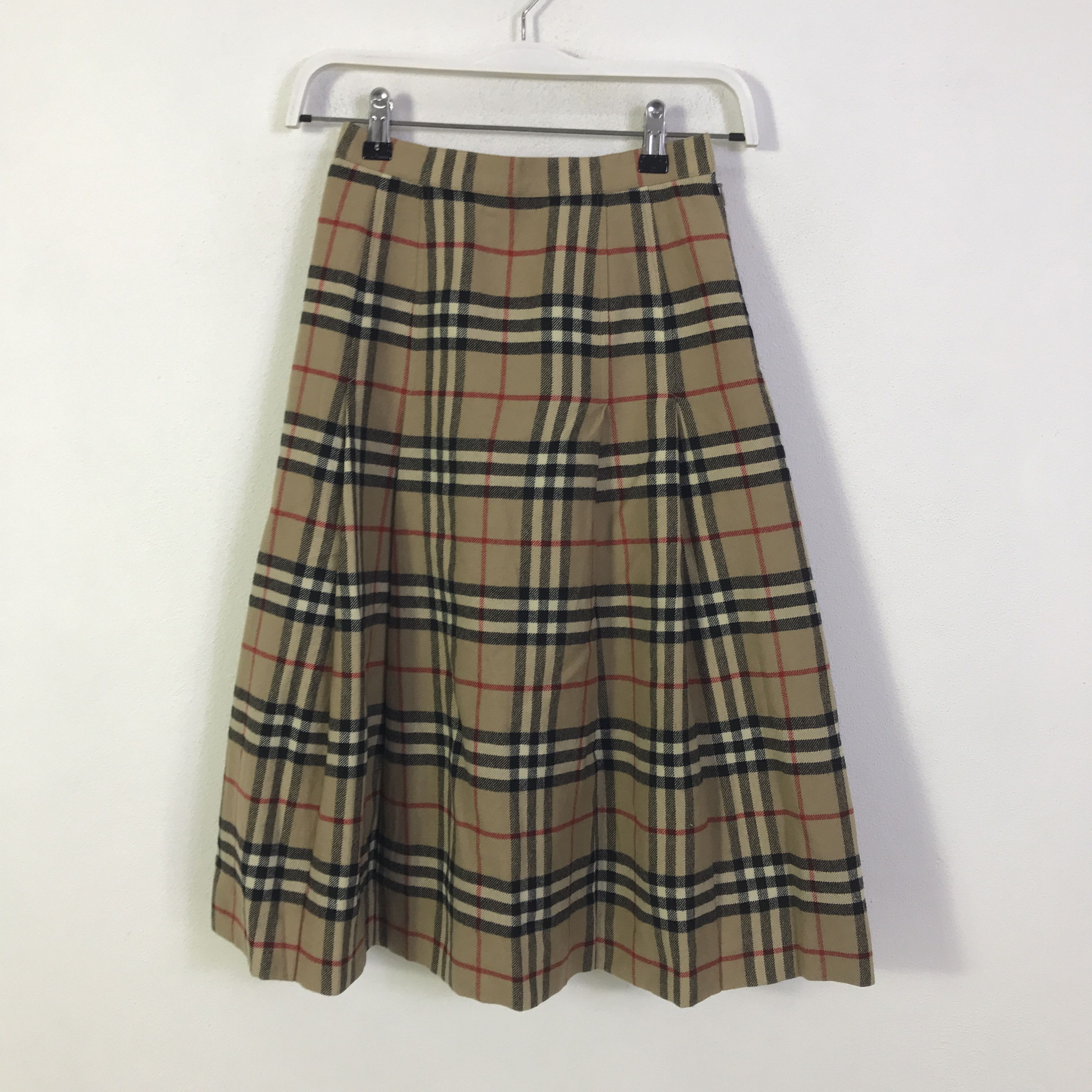 Burberry burberry skirt K130B19 Size 22" - 1 Thumbnail