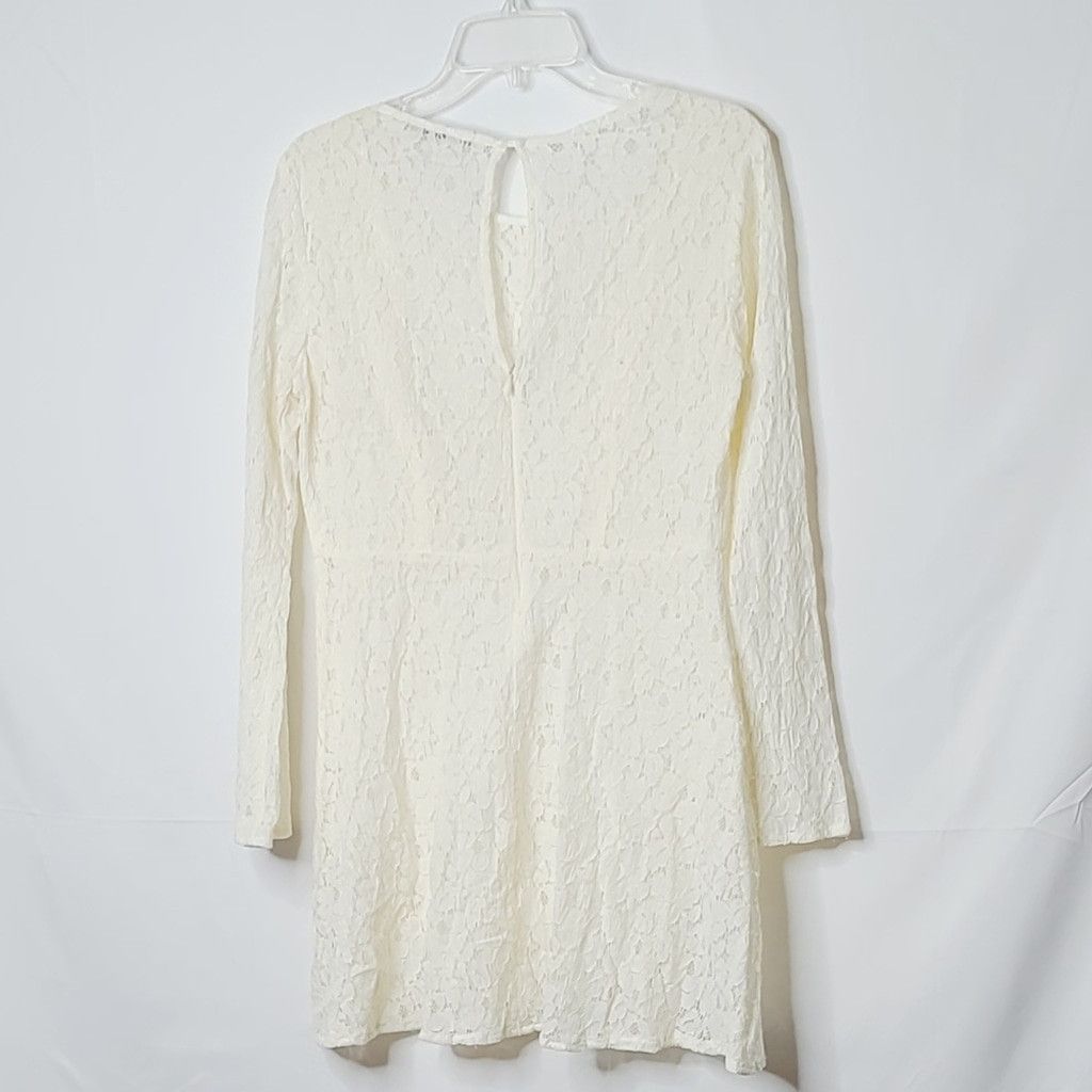 The Unbranded Brand Harlow & Graham lace sheath bell sleeve long sleeve dress M Size M / US 6-8 / IT 42-44 - 8 Thumbnail