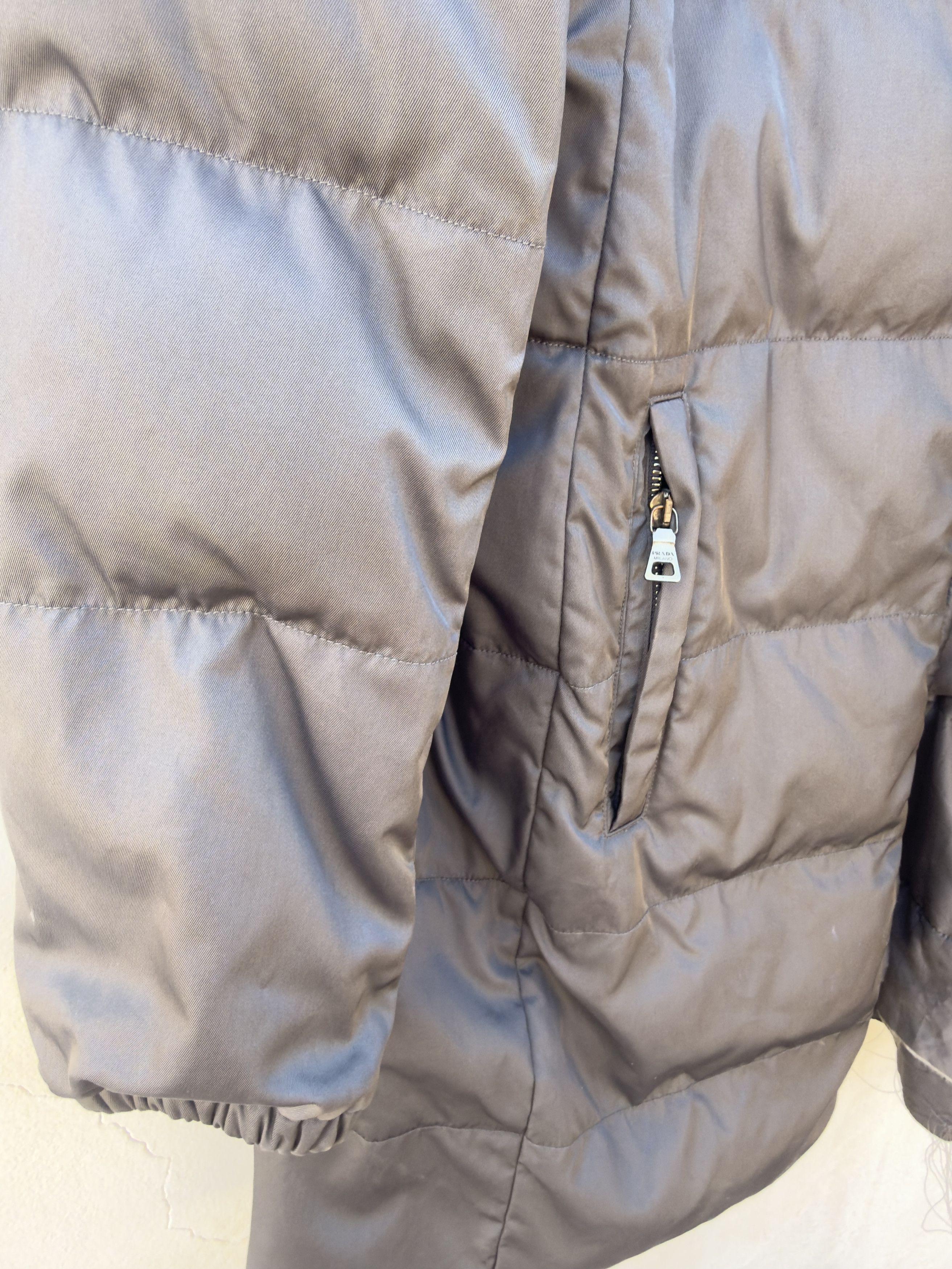 Prada 🔥 Prada puffer down jacket puffer size 46it Size L / US 10 / IT 46 - 12 Thumbnail